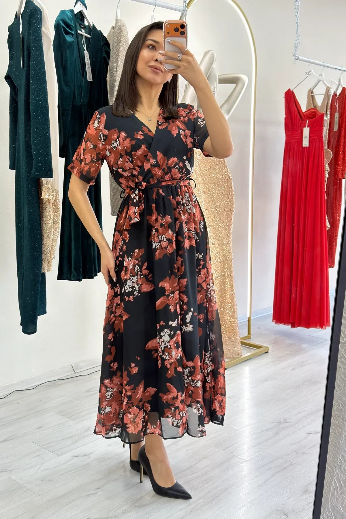 Women's Pomegranate Floral Short Sleeve Wrap Neck Plus Size Chiffon Dress