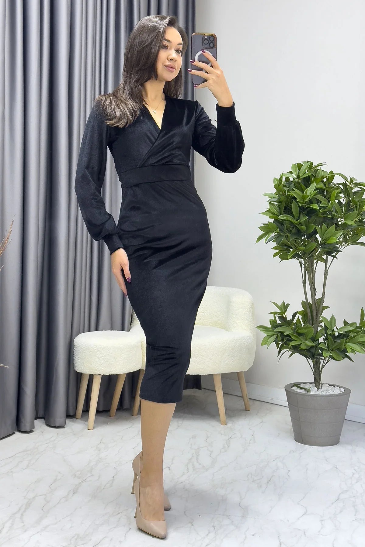 Women's Black Midi Wrap Plus Size Velvet Dress