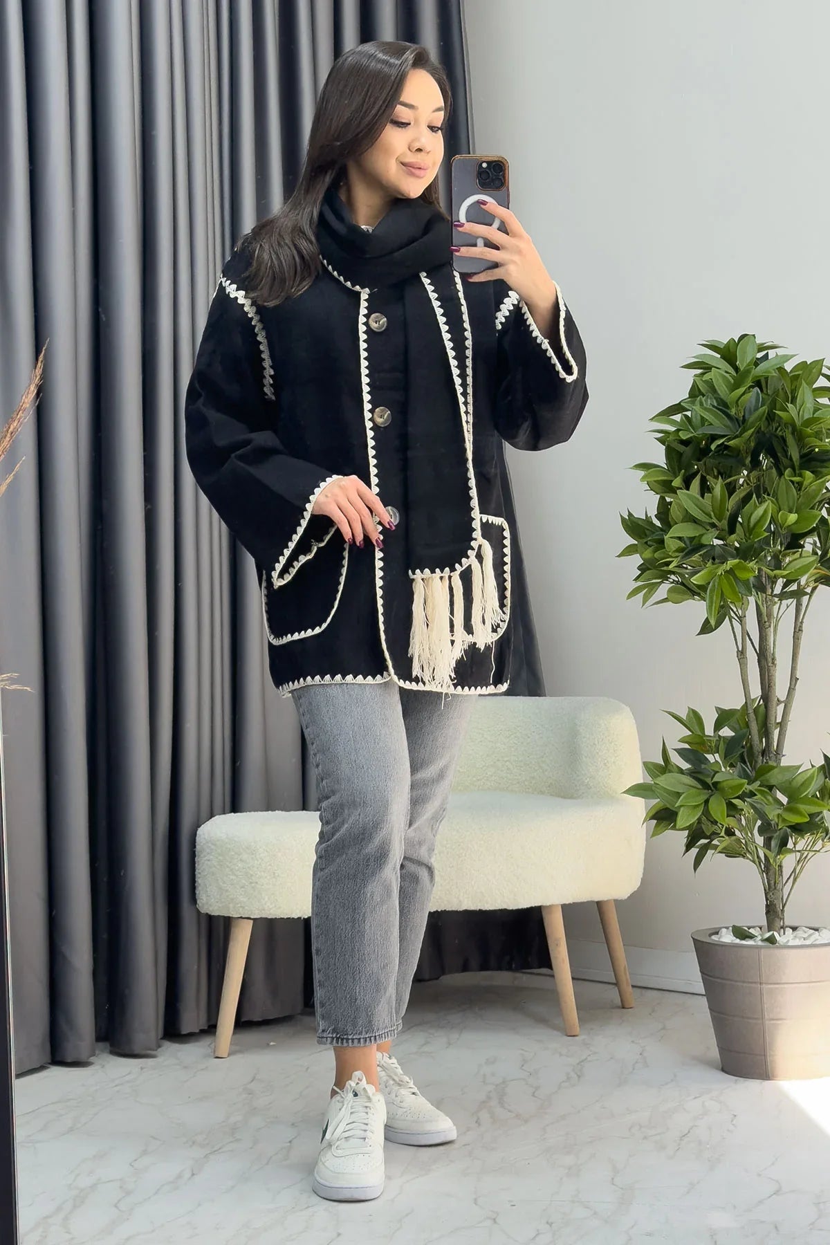 Women's Black Embroideredk Cepli Atkı Detail Coat