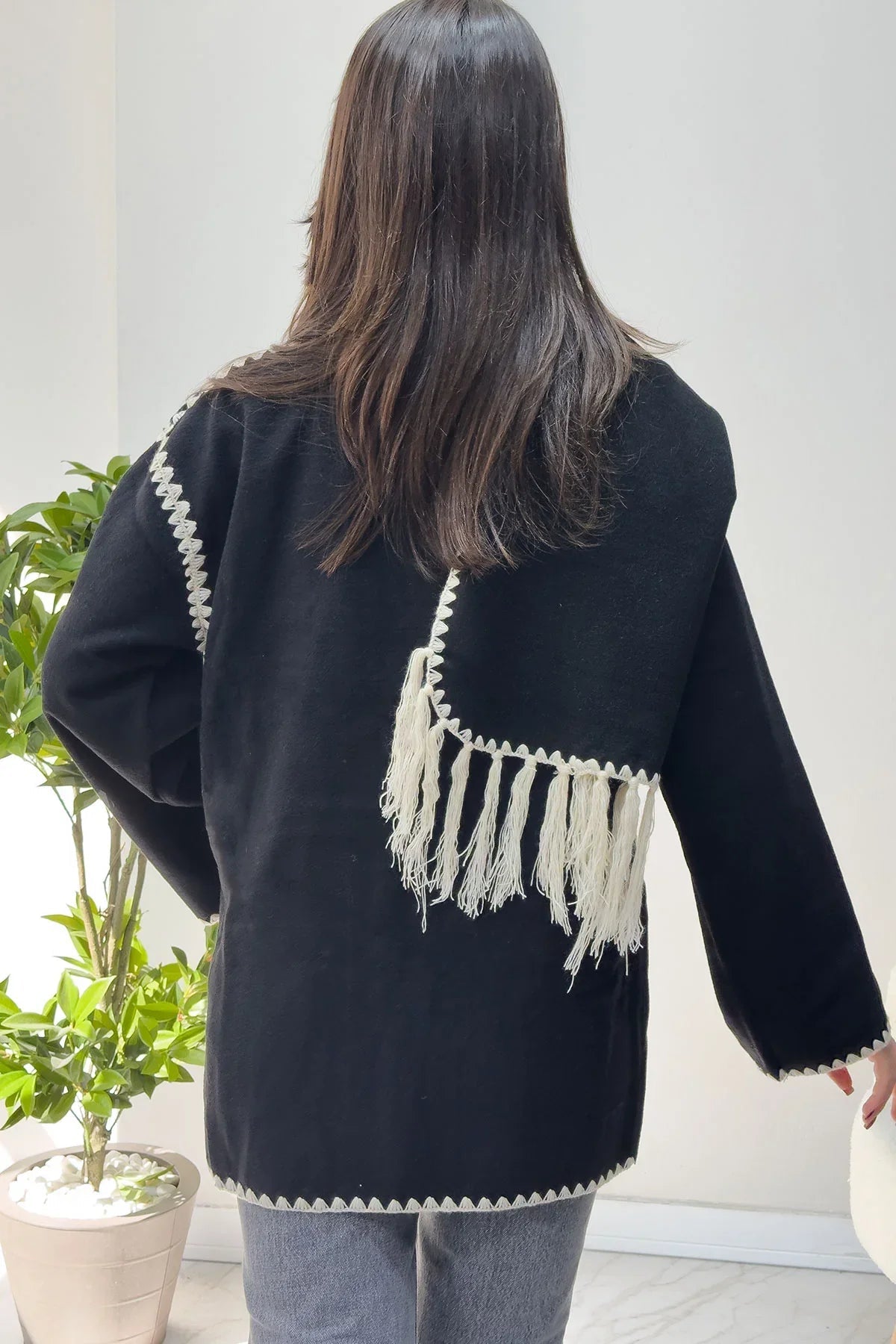 Women's Black Embroideredk Cepli Atkı Detail Coat