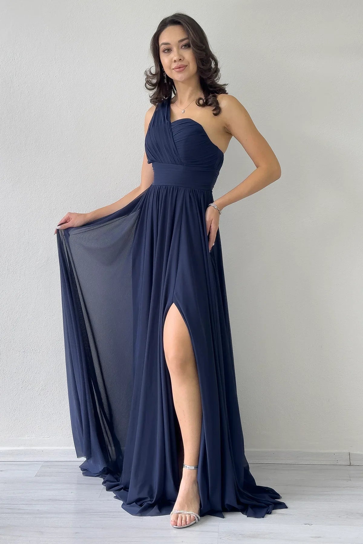 Women's Navy Blue Tek Omuz Piliseli Flared Evening Gown