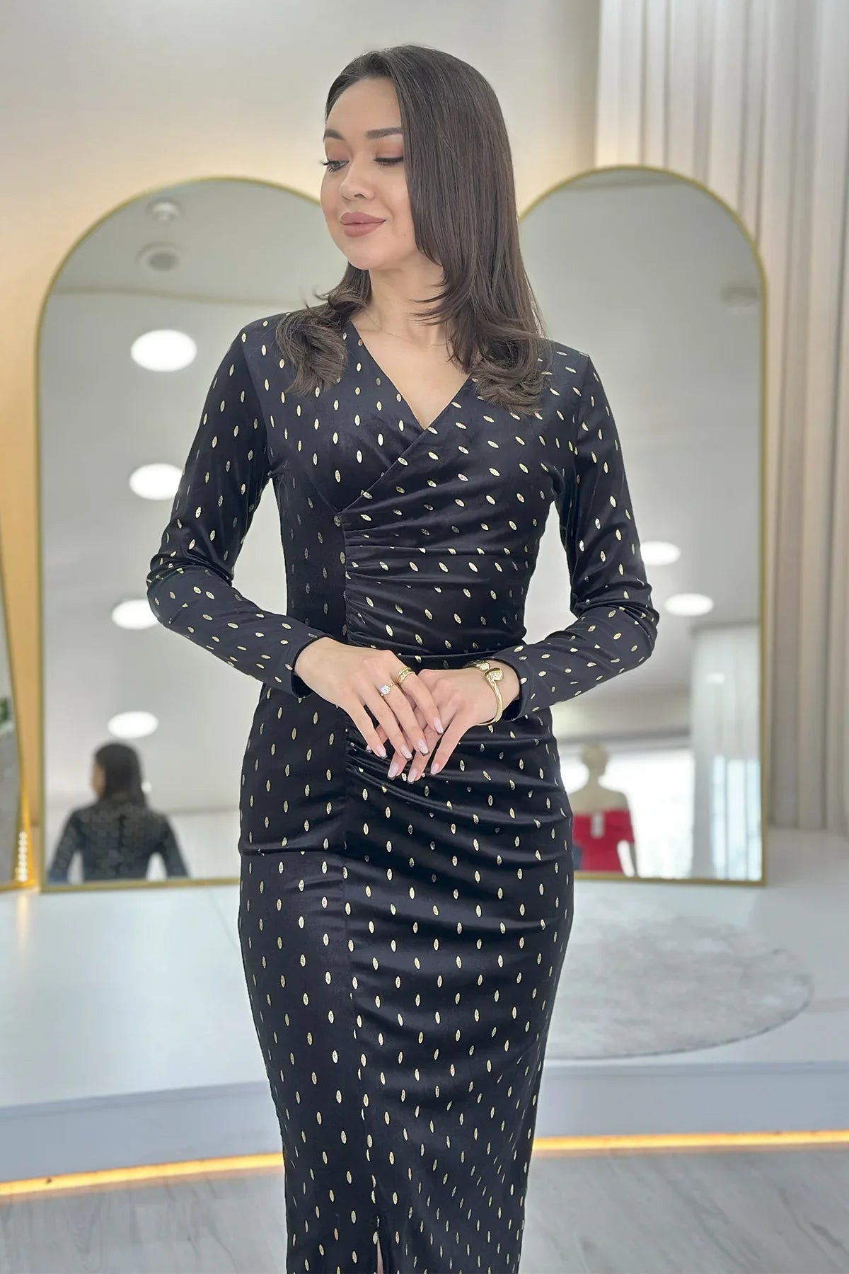 Women's Black Gold Patterned Draped Velvet Midi Pencil Dress