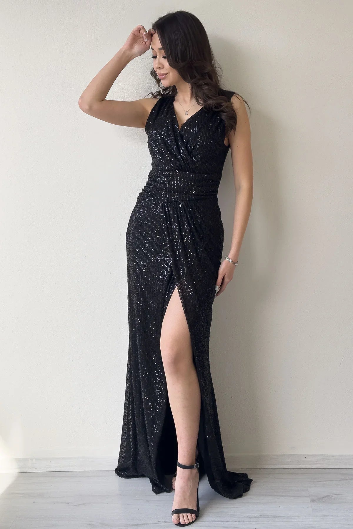 Women's Black Wrap Neck Sequin Tasarım Sleeveless Slit Mermaid Evening Gown