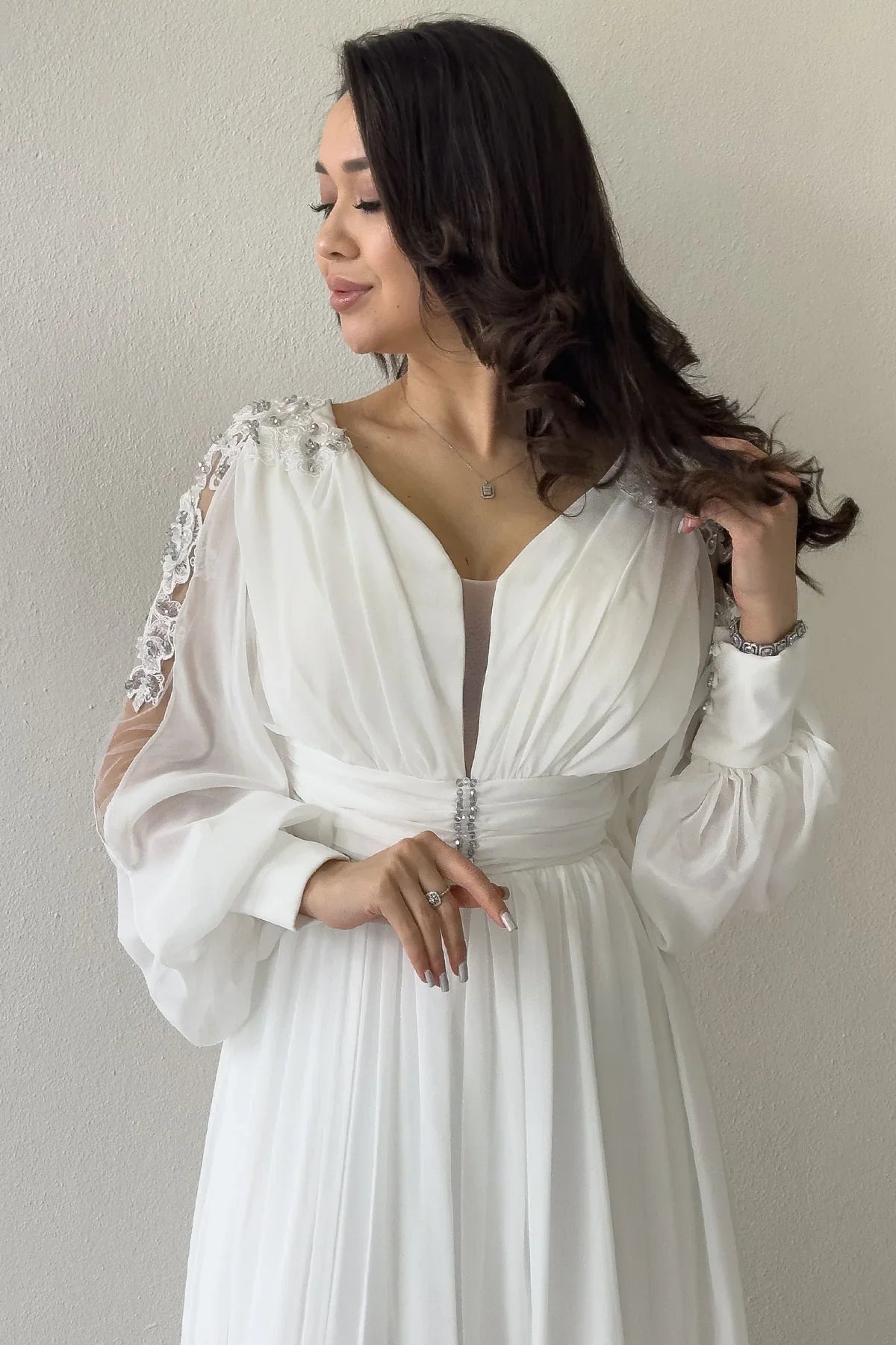 Women's White Güpür Sleeve Detail Slit Chiffon Evening Gown