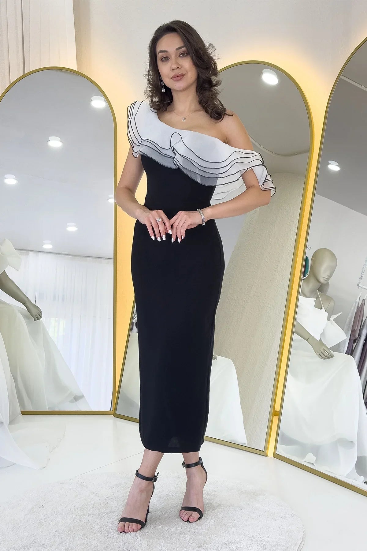 Women's Black Tek Omuz Ruffle Şerit Detail Midi Pencil Dress