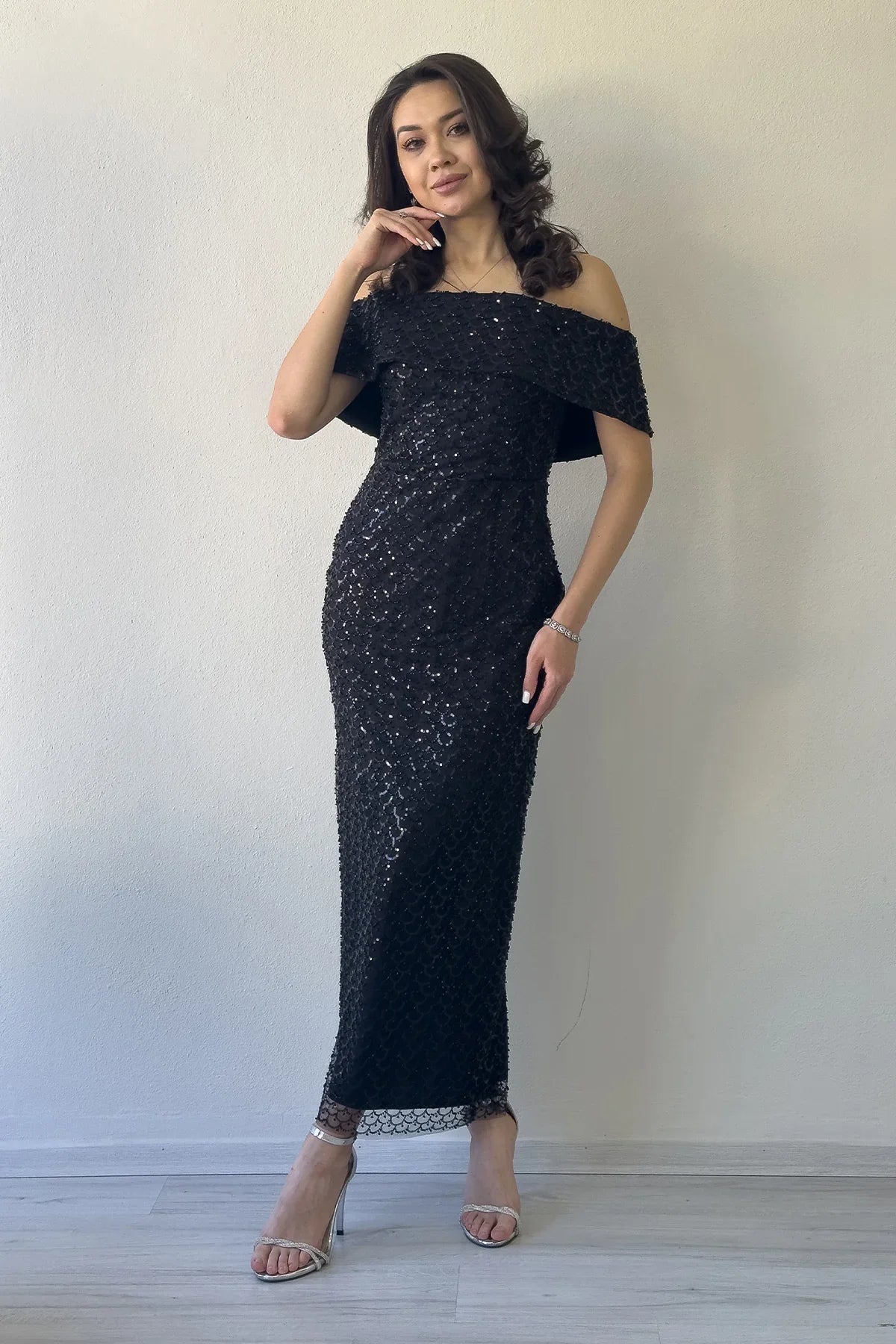 Women's Black Off-Shoulder Taş İşleme Detail Midi Evening Gown