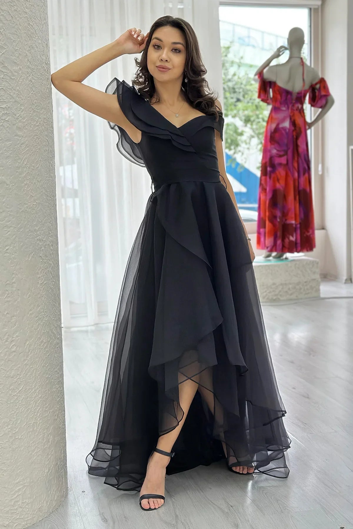 Black Asymmetrical Skirt Tulle Evening Dress