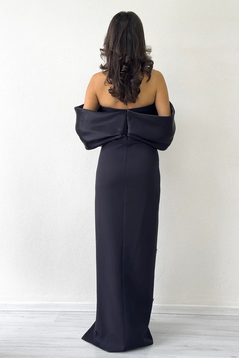 Women's Black Boat Neck Boncuk Detail Slit Evening Gown