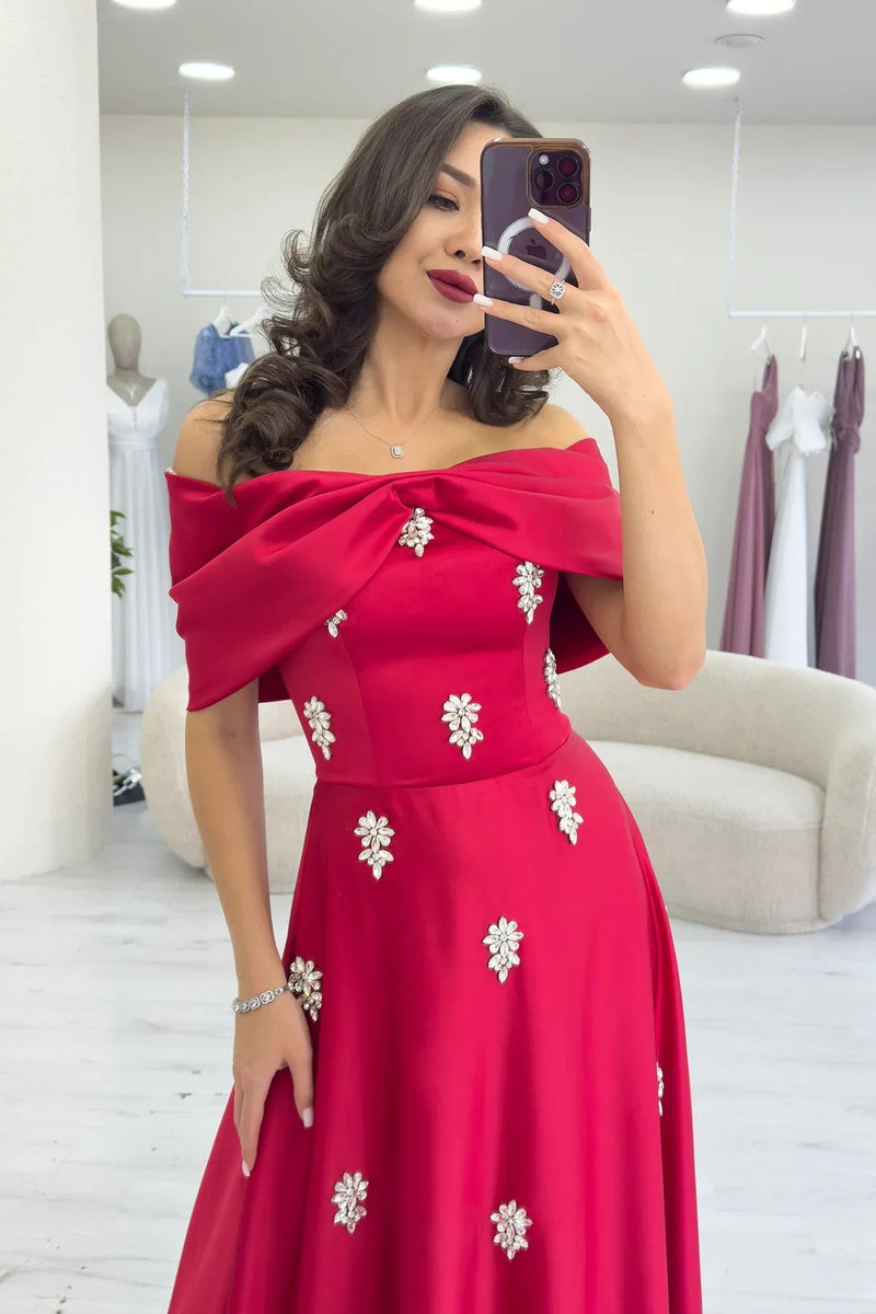 Women's Red Fiyonk Neck Crystal Embellished Satin Evening Gown