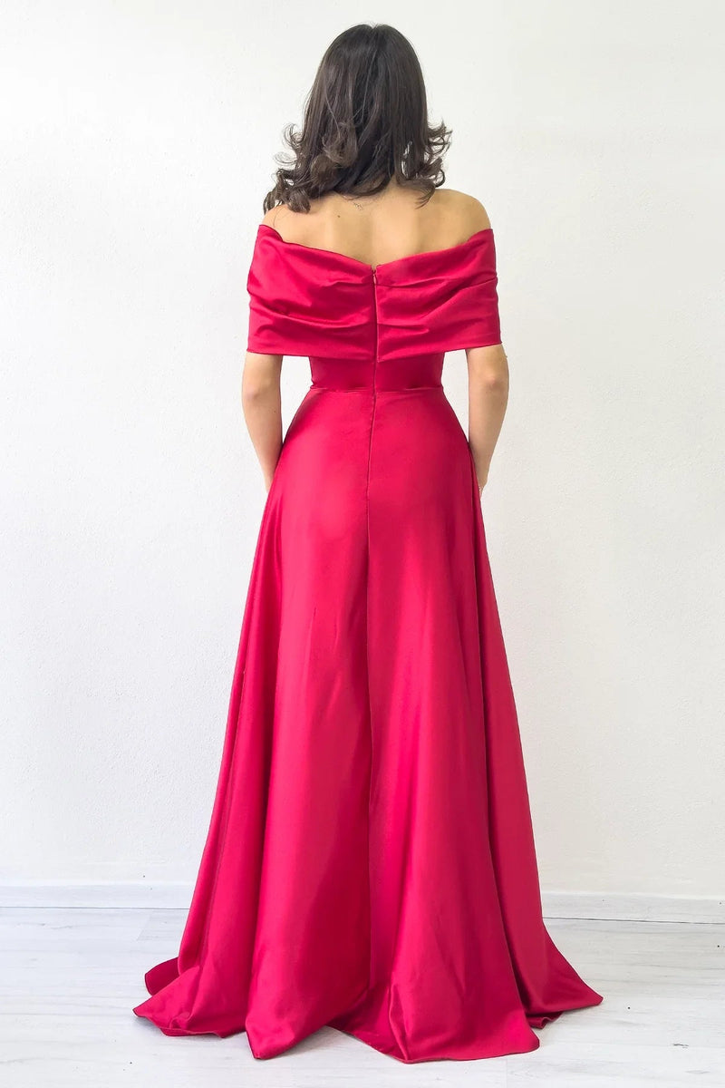 Women's Red Fiyonk Neck Crystal Embellished Satin Evening Gown