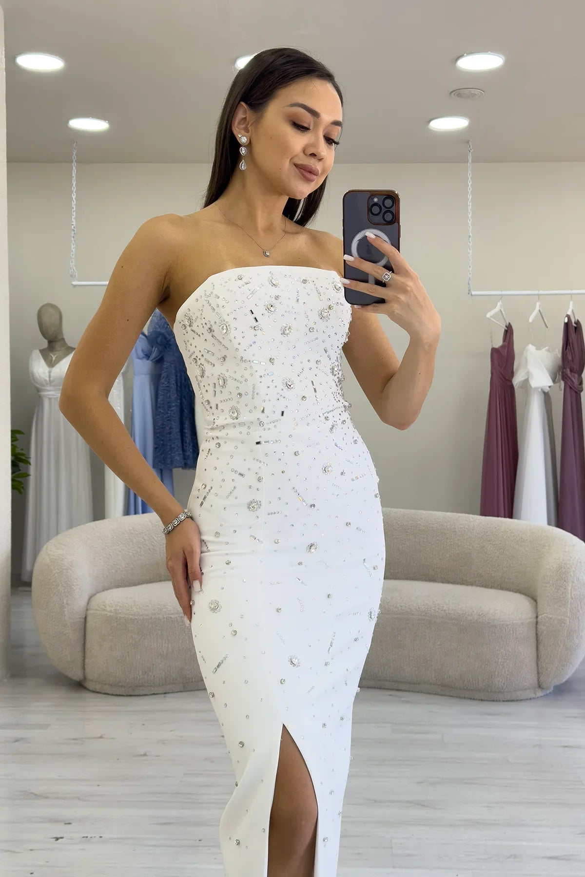 Women's White Strapless Taş işlemeli Slit Evening Gown