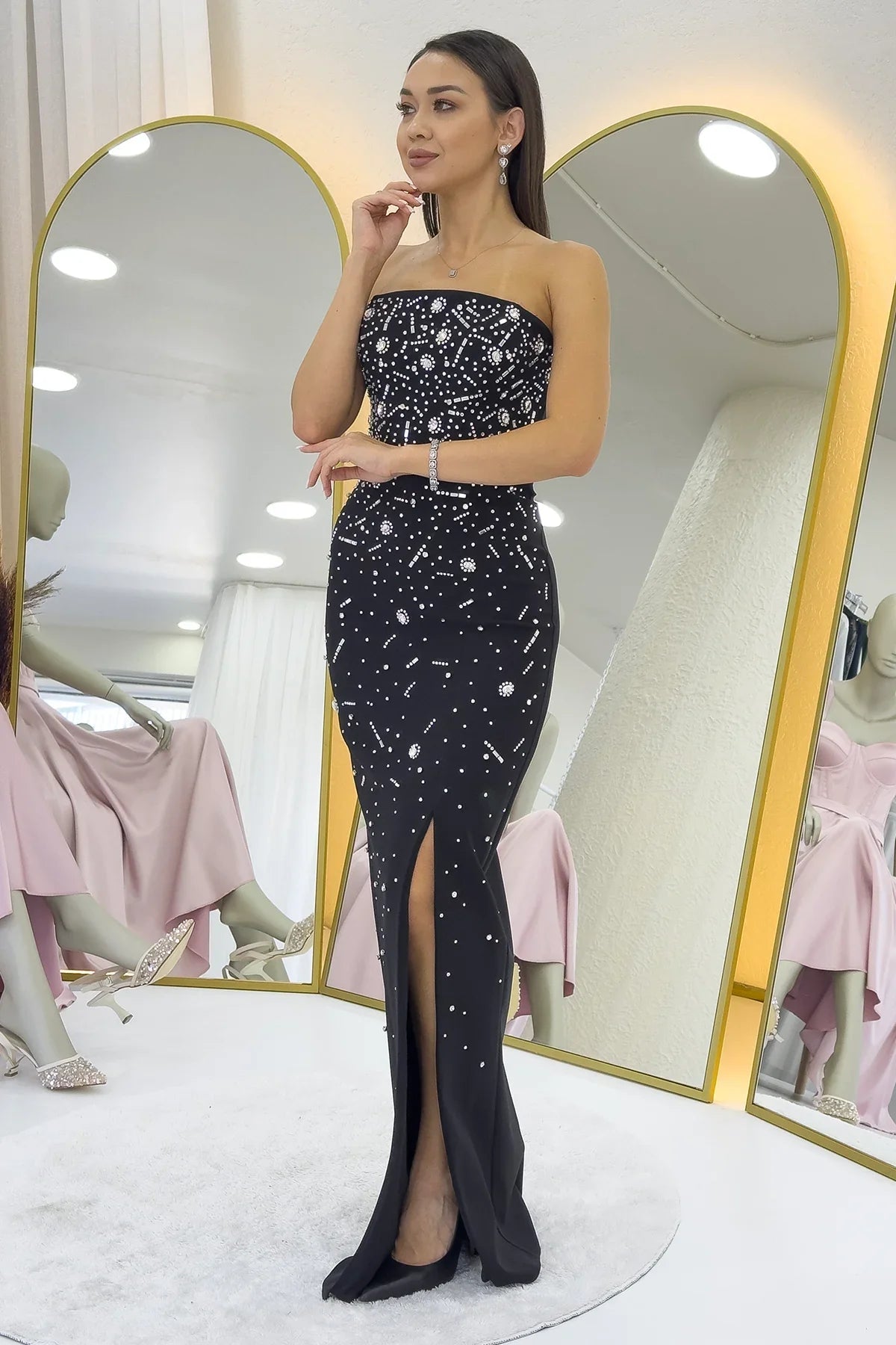 Women's Black Strapless Taş işlemeli Slit Evening Gown