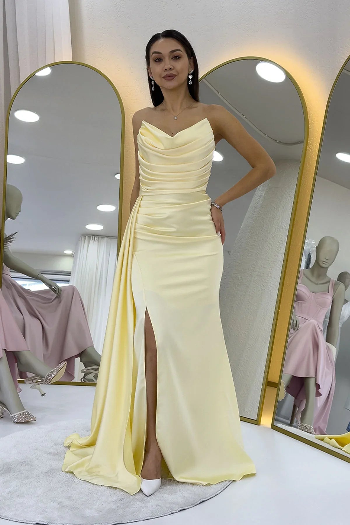 Women's Yellow Strapless Draped Tasarım Satin Evening Gown