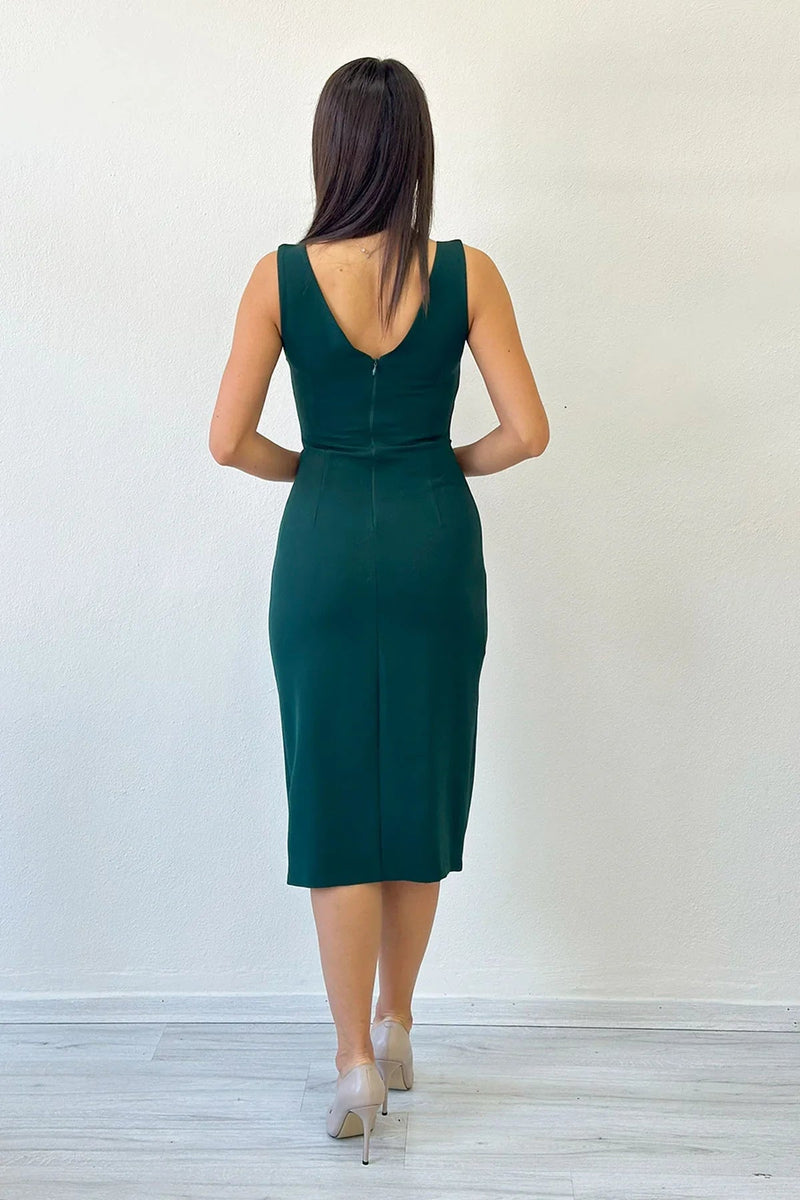 Women's Green V-Neck Midi Crystal Embellished Plus Size Evening Gown