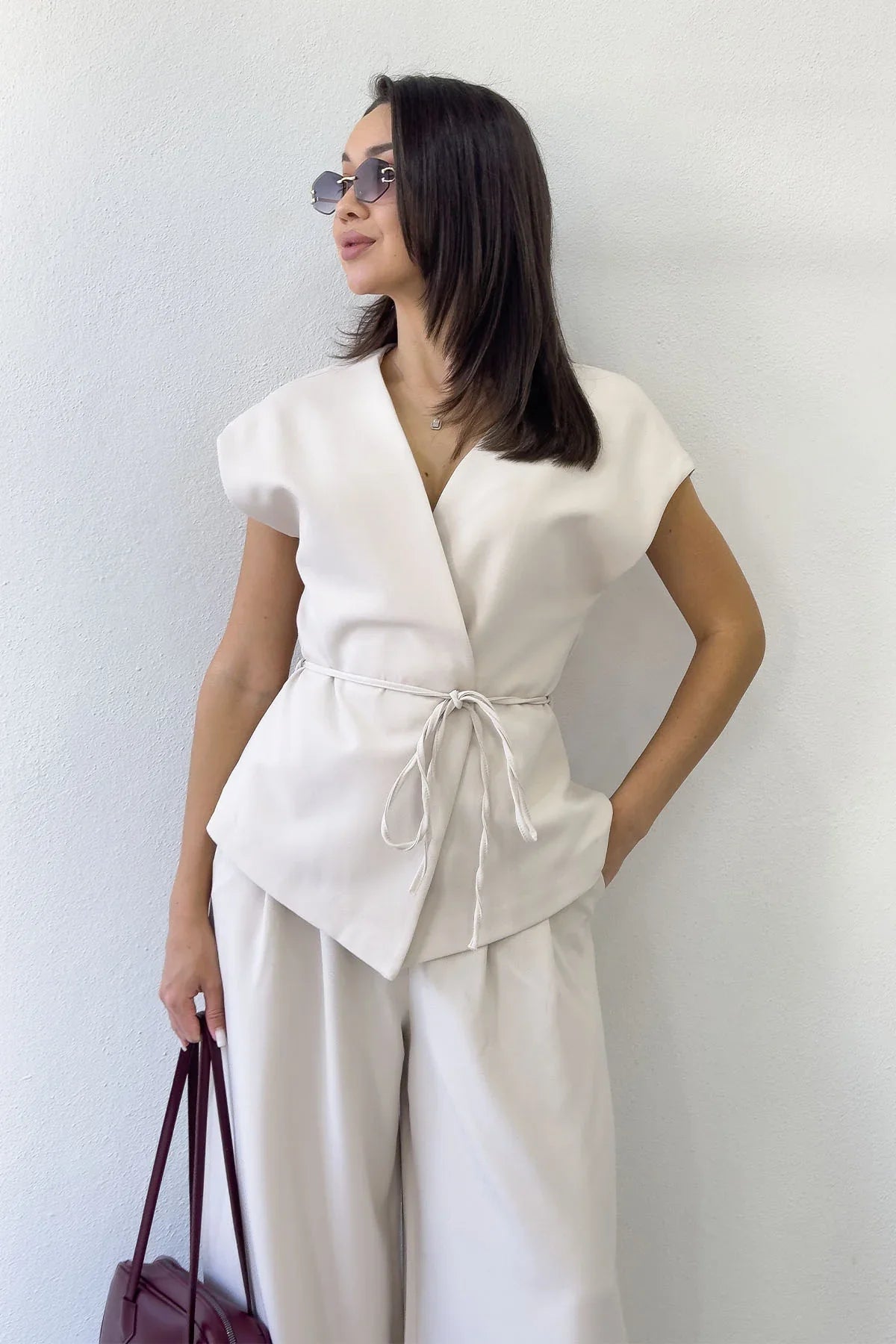 Women's Krem Bol Paça Dökümlü Tie Vest Pants Two-Piece Set