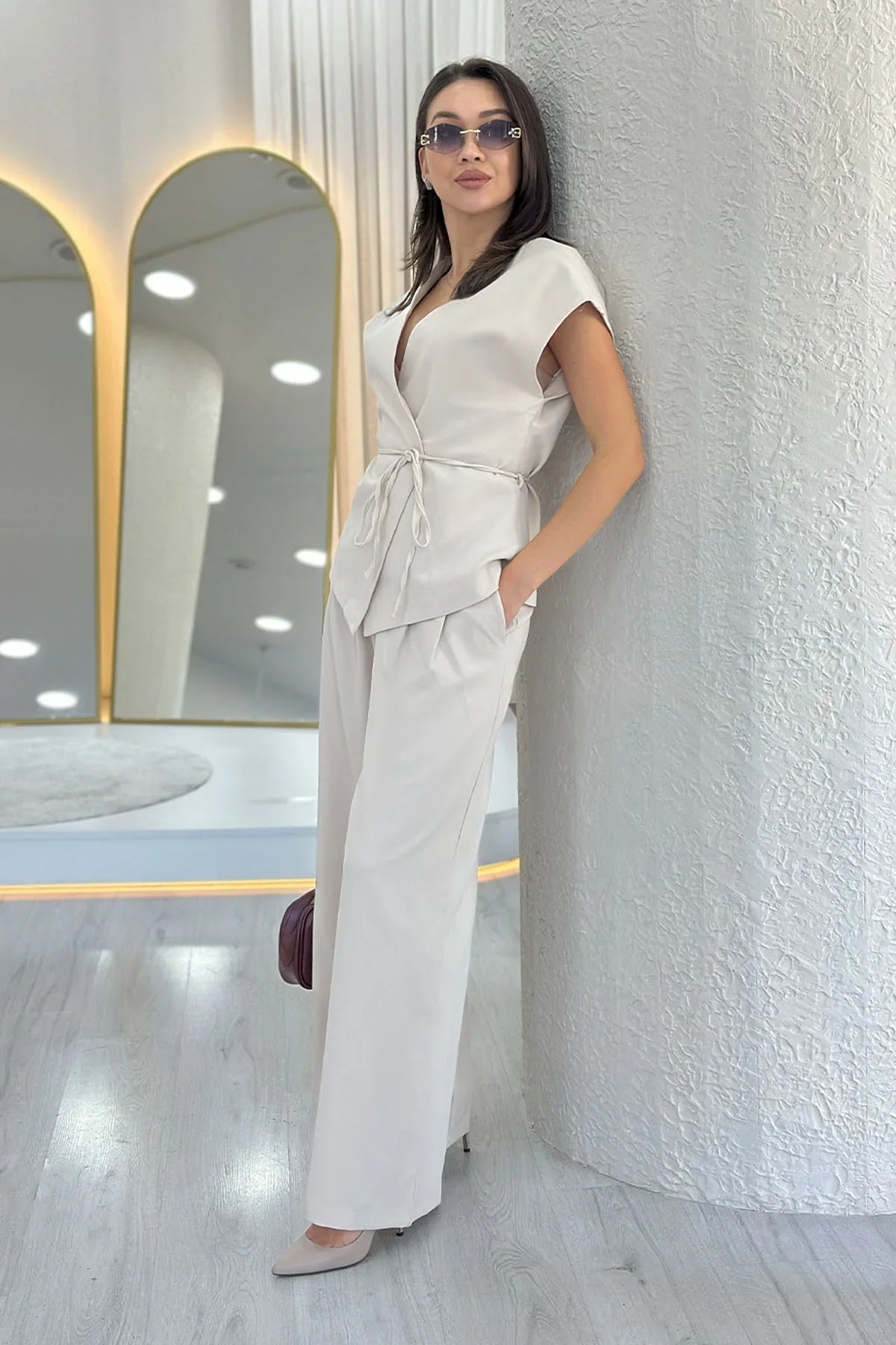 Women's Krem Bol Paça Dökümlü Tie Vest Pants Two-Piece Set