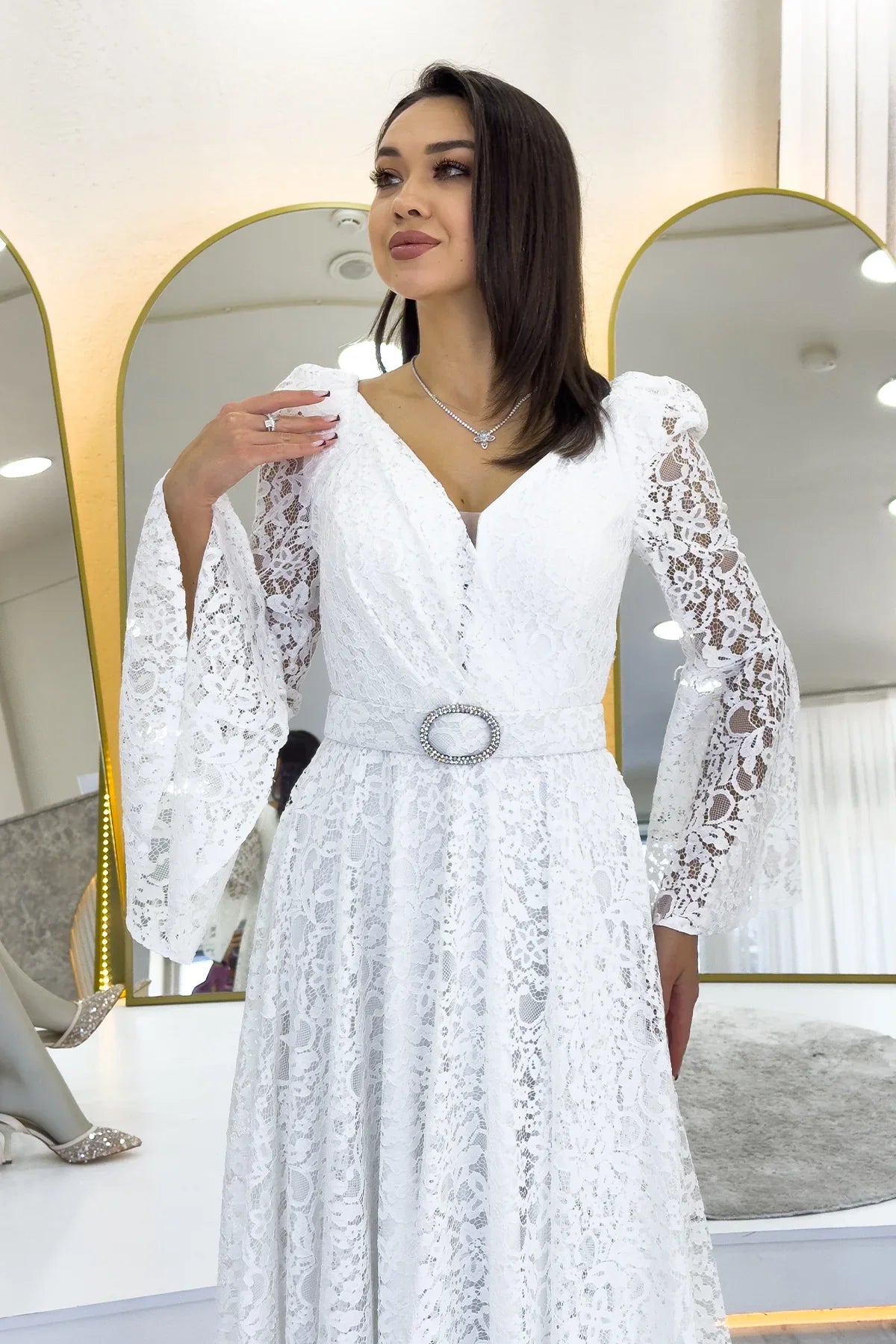 Women's White Wrap Neck Kemer Detail Laceli Long Sleeve Midi Bridal Dress