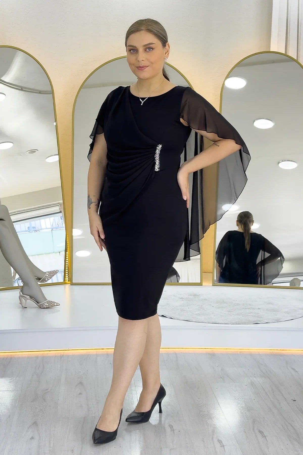 Women's Black Plus Size Midi Chiffon Pelerinli Evening Gown