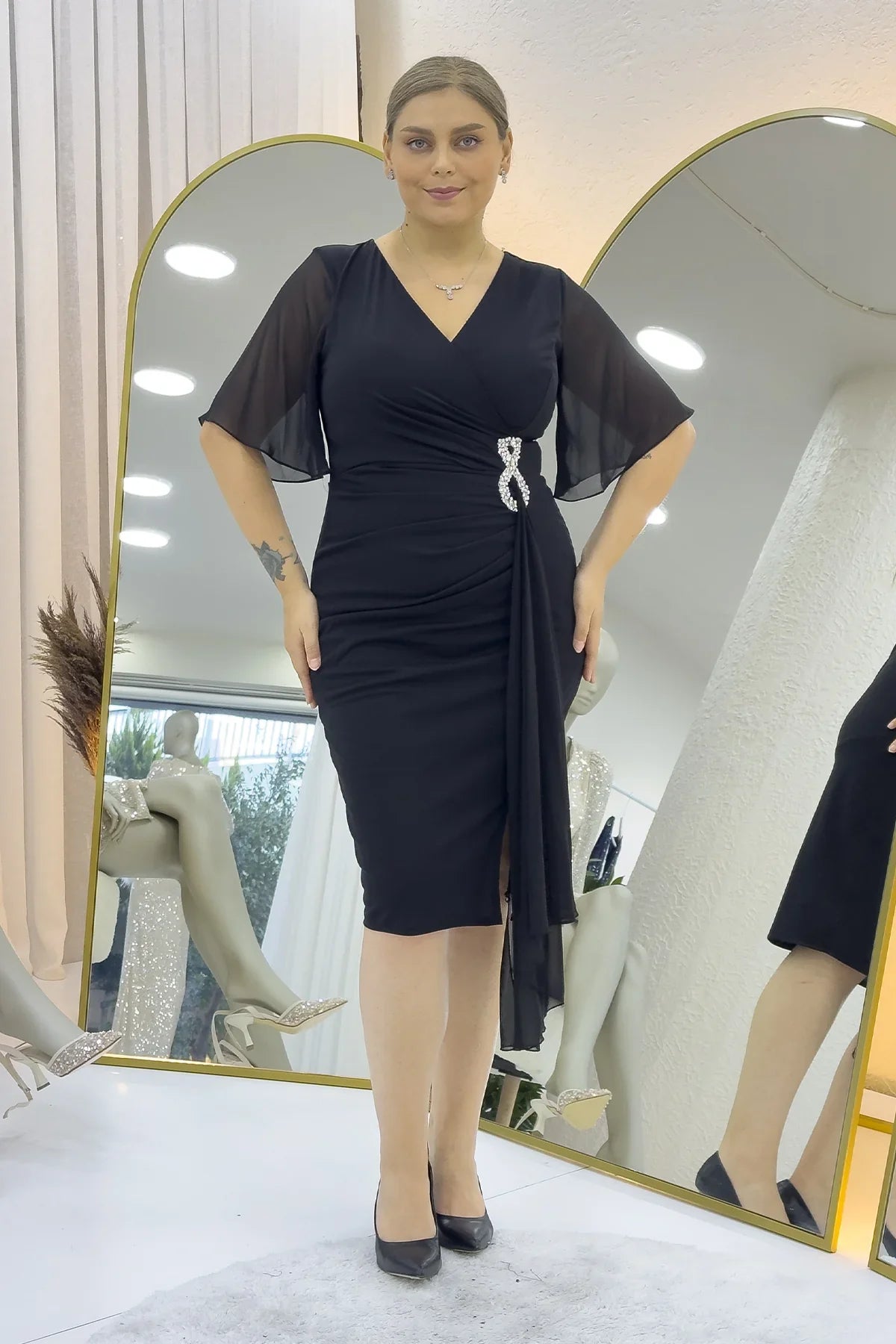 Women's Black Half Sleeve Crystal Embellished Midi Plus Size Evening Gown