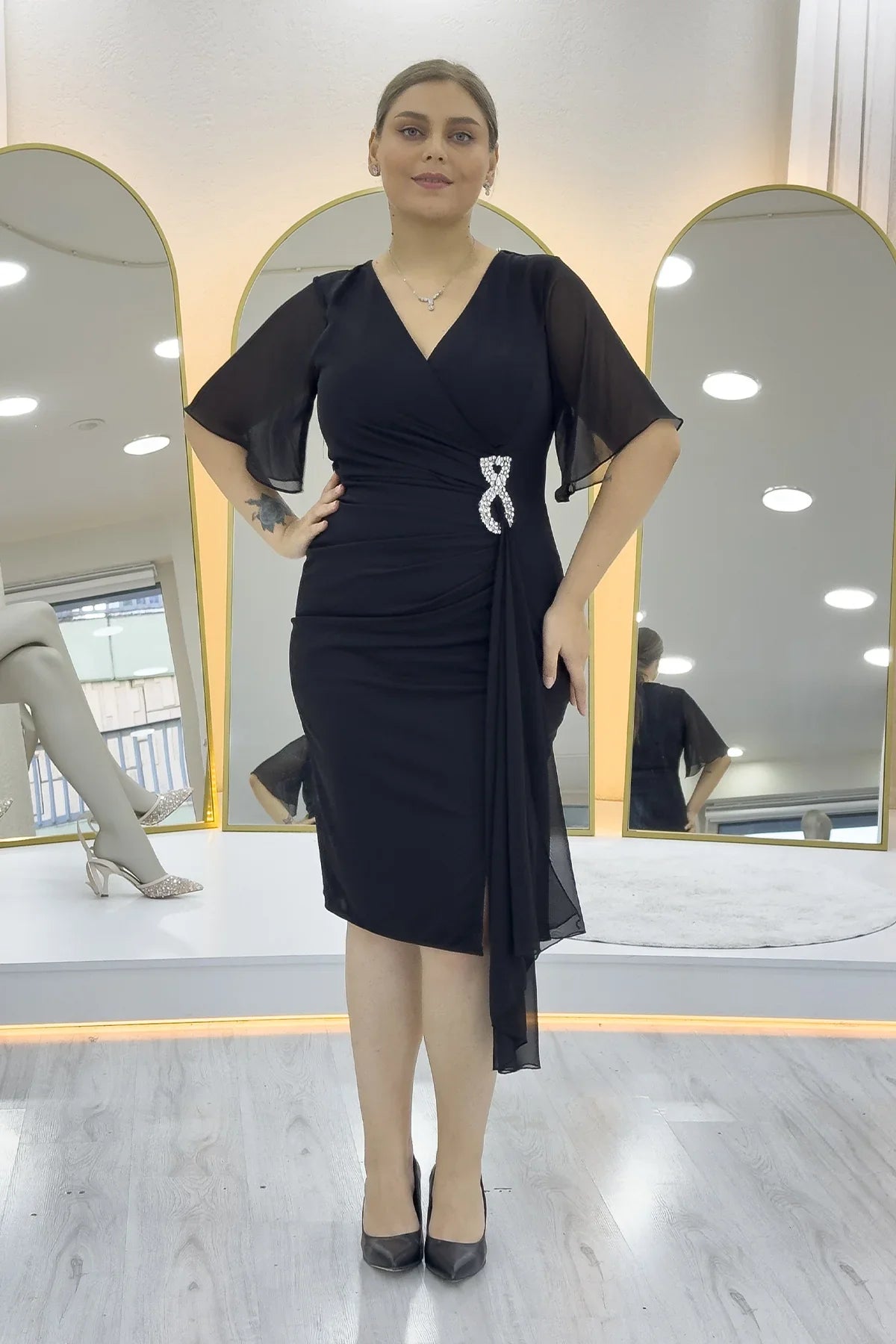 Women's Black Half Sleeve Crystal Embellished Midi Plus Size Evening Gown