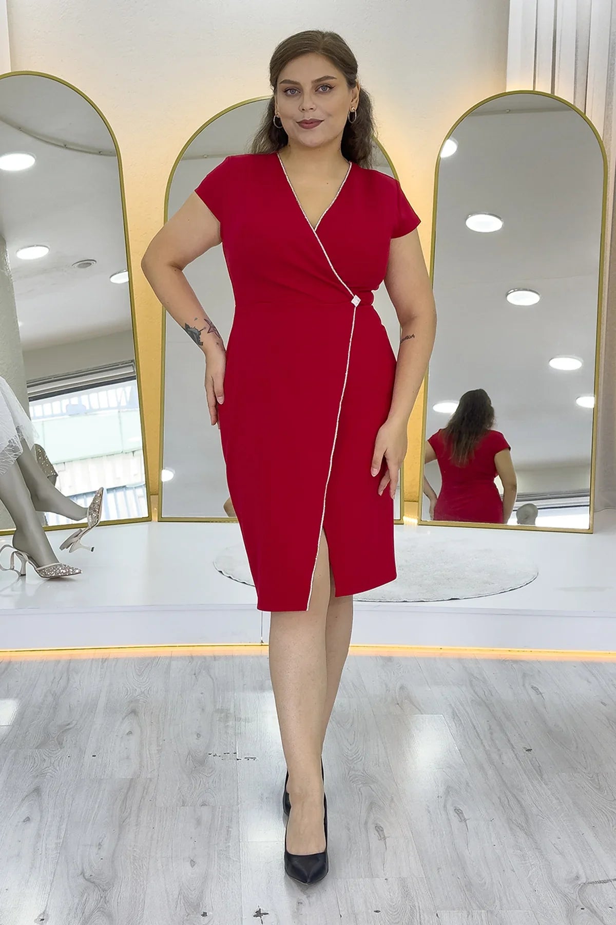 Women's Red Wrap Neck Midi Plus Size Dress