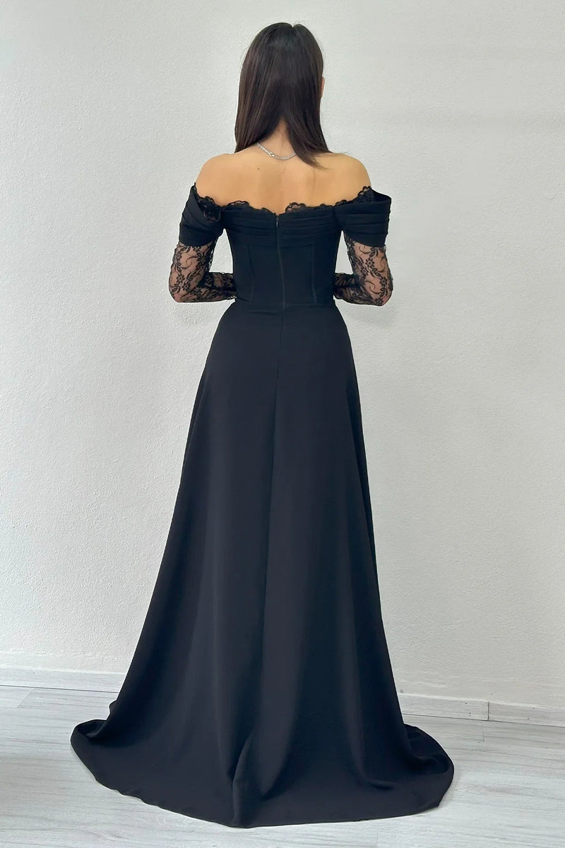 Women's Black Lace Sleeve Slit Tasarım Evening Gown