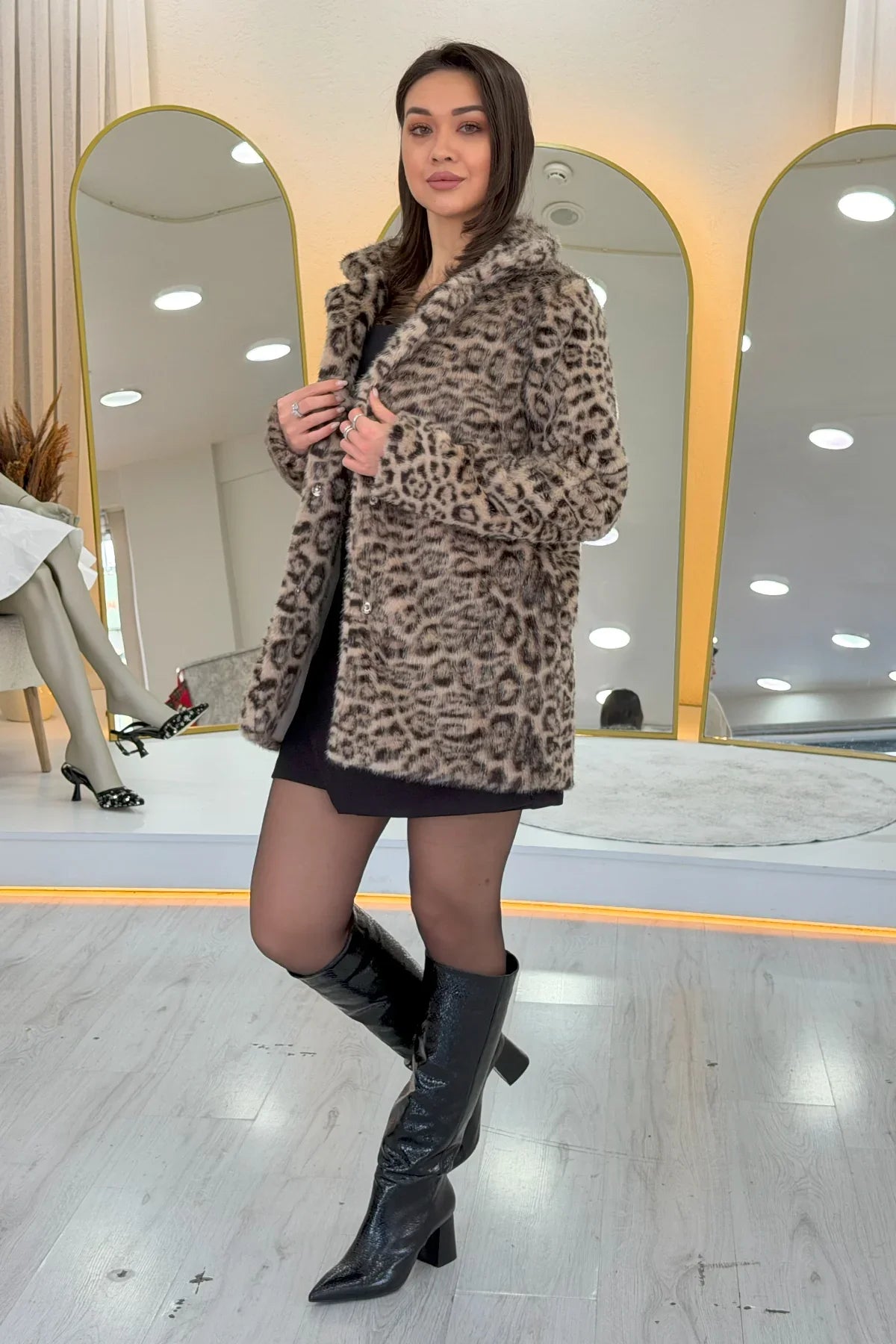 Women's Beige Leopard Print Snap Button Faux Fur