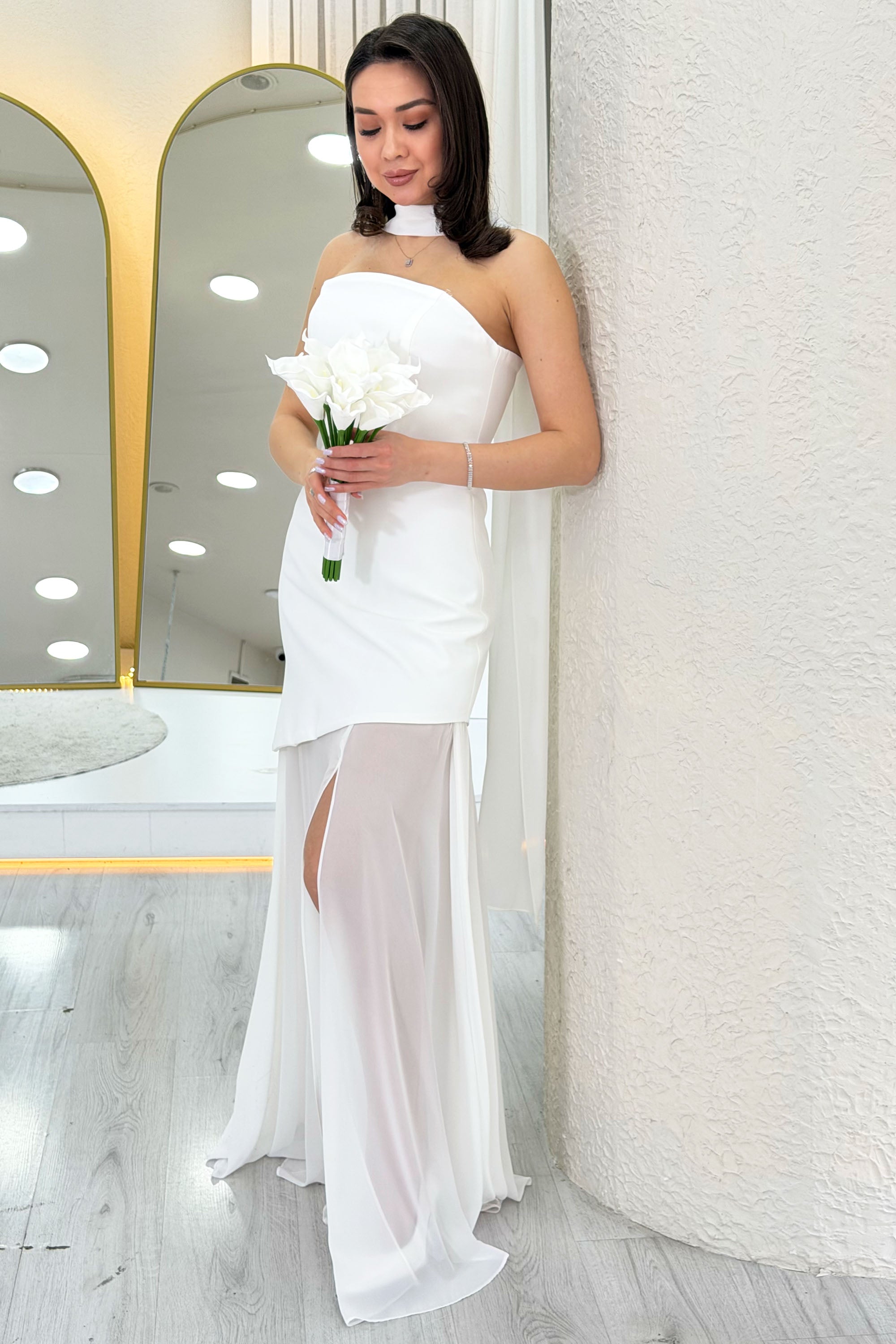 White Shawl Detailed Strapless Tulle Skirt Asymmetrical Wedding Dress