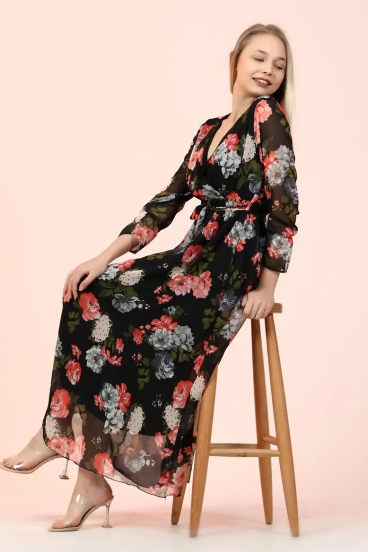 Women's Black Floral Wrap Neck Chiffon Plus Size Dress
