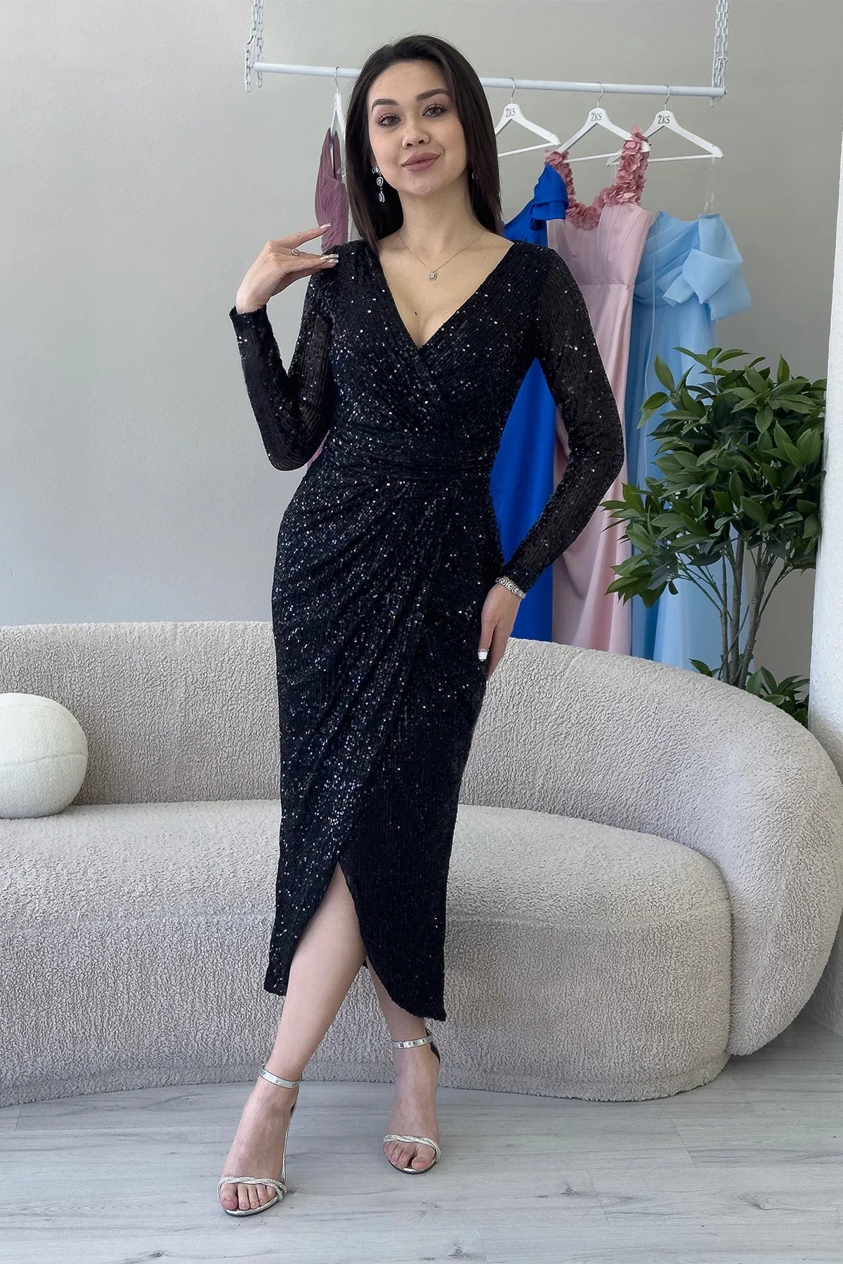 Women's Black Wrap Neck Sequin Tasarım Long Sleevelu Evening Gown