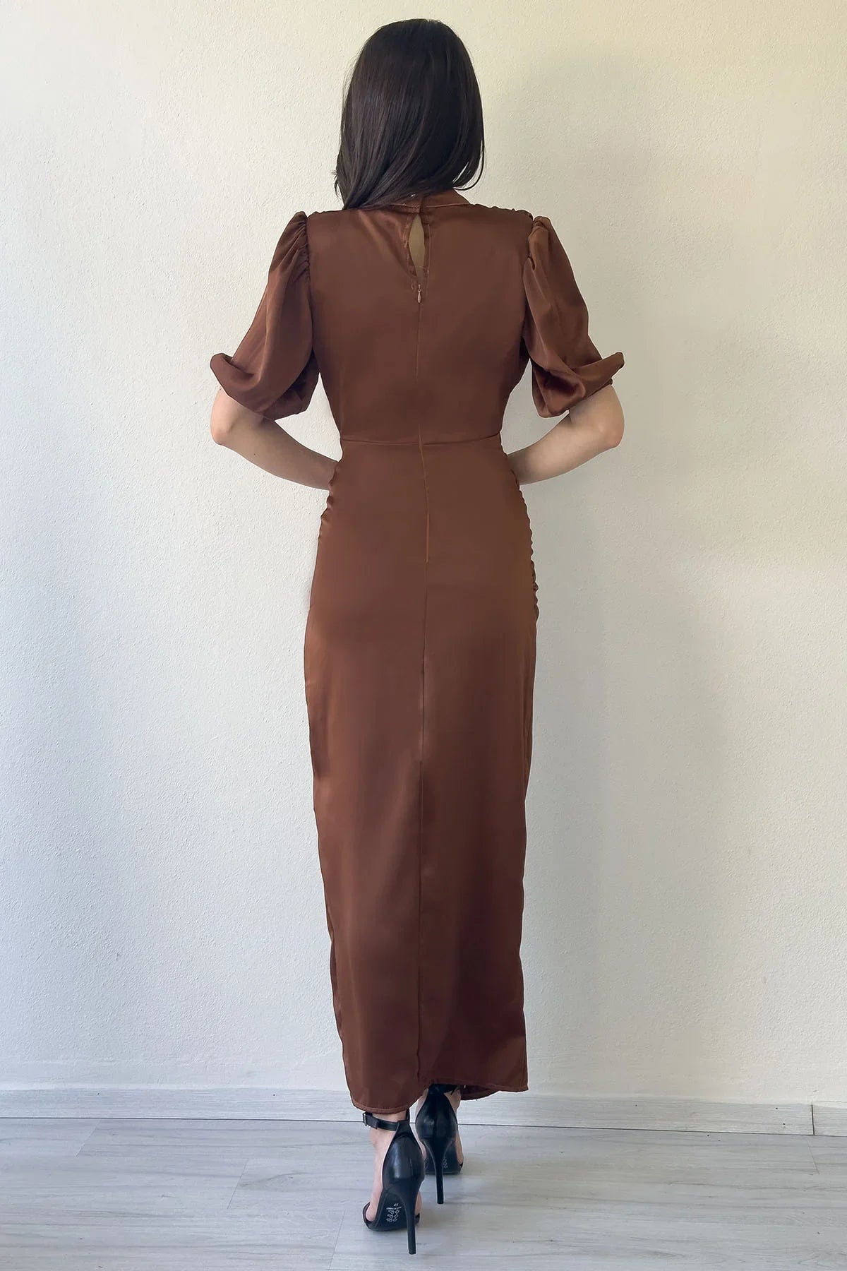 Women's Satin Balloon Sleeve Draped Yırtmaç Detail Evening Gown-Tan