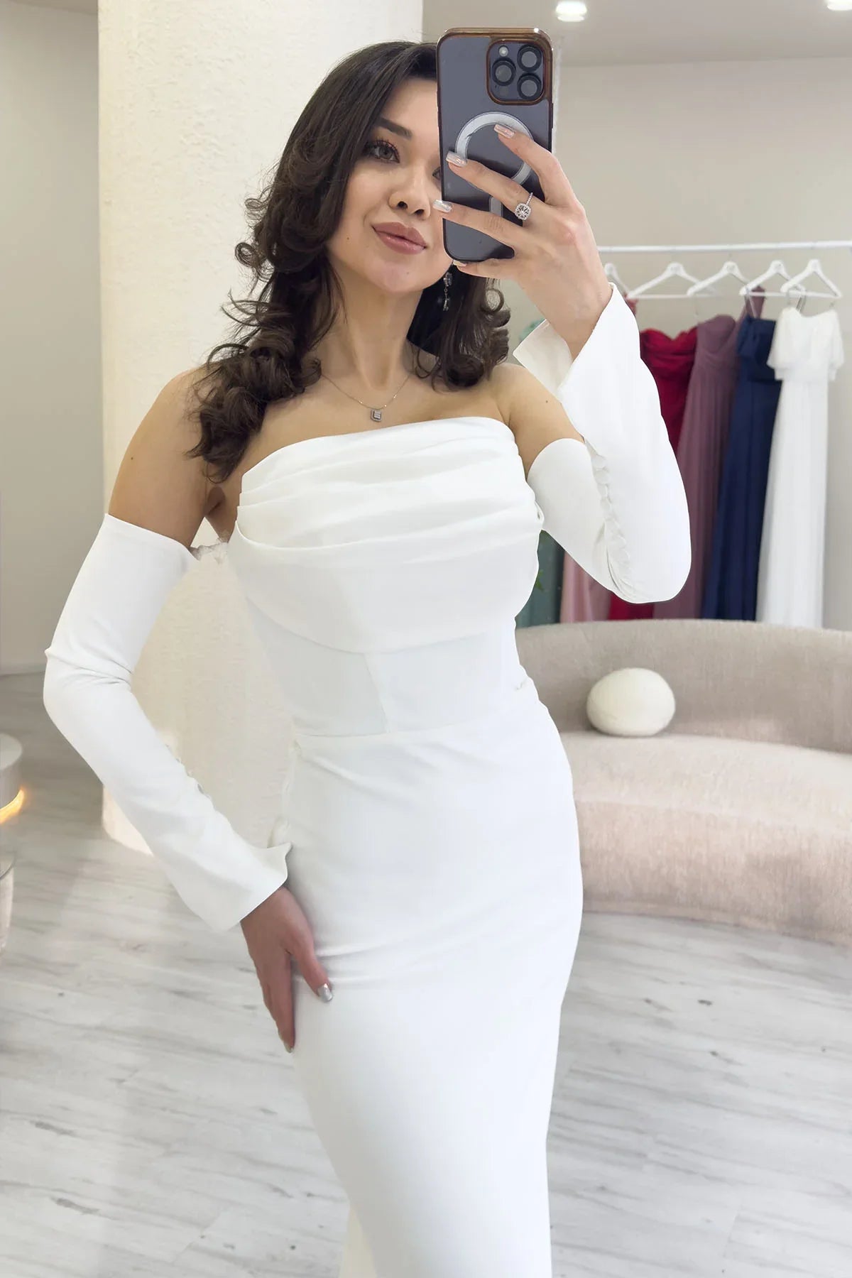 Women's White Strapless Sleeve Aksesuarlı Mermaid Satin Alya Dress