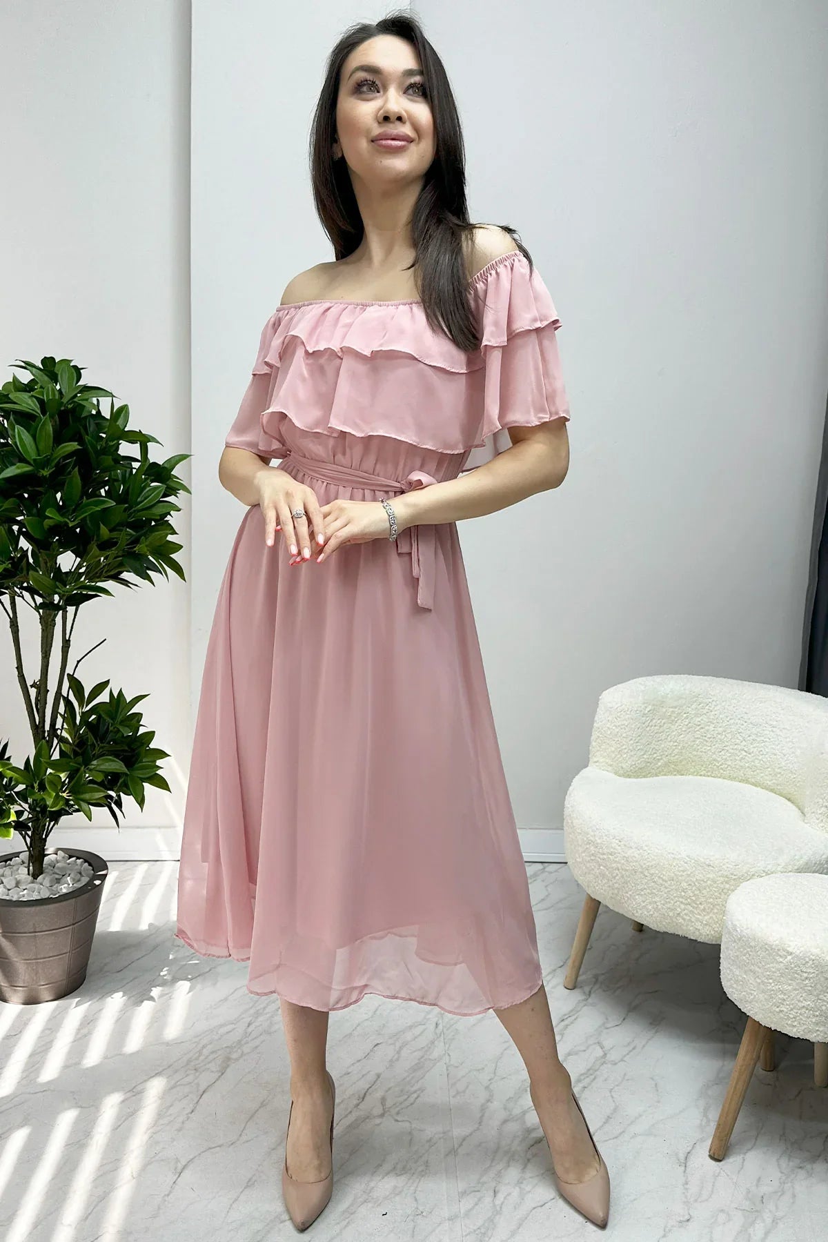 Women's Powder Pink Madonna Carmen Ruffle Neck Plus Size Chiffon Dress