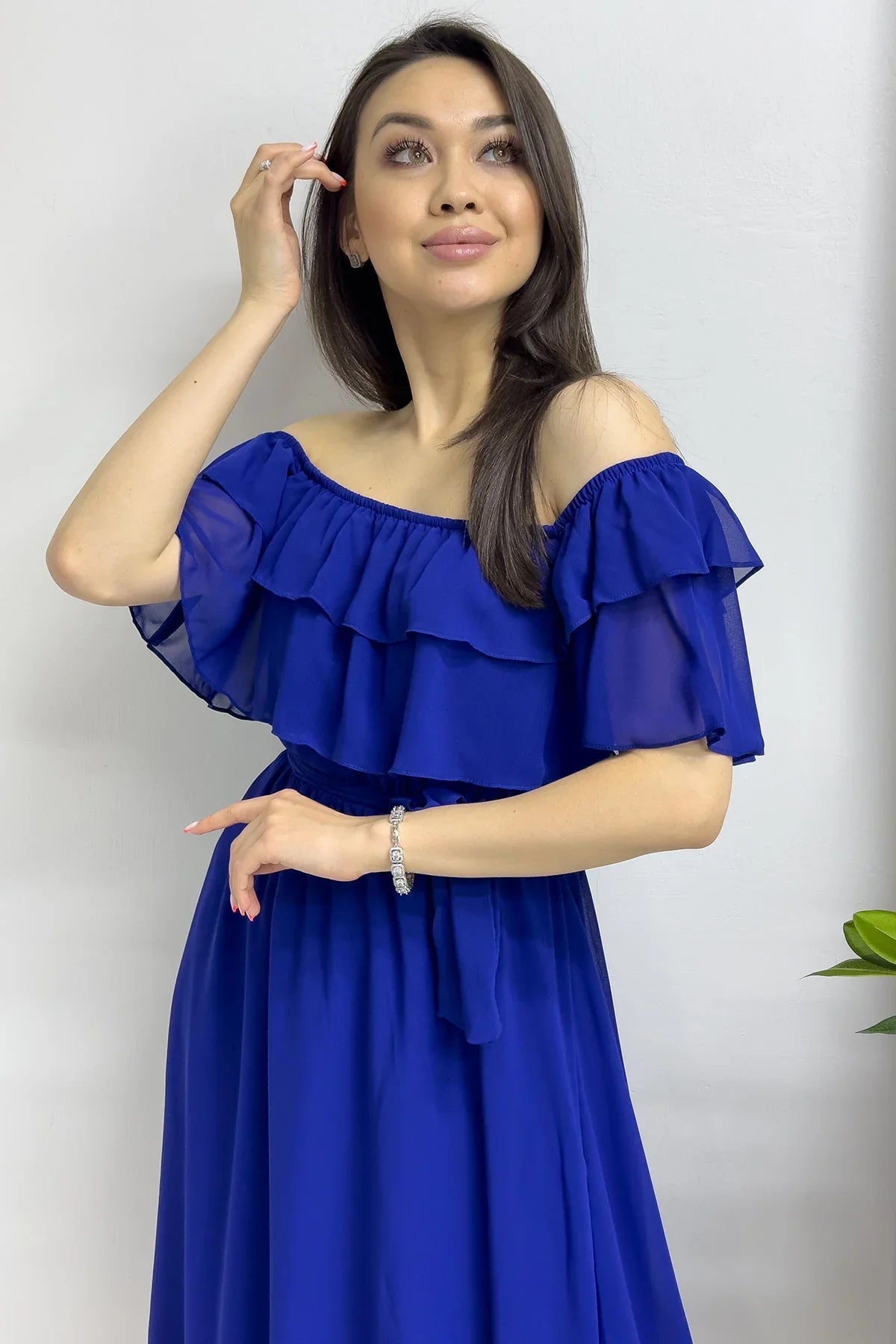 Women's Saxe Madonna Carmen Ruffle Neck Plus Size Chiffon Dress