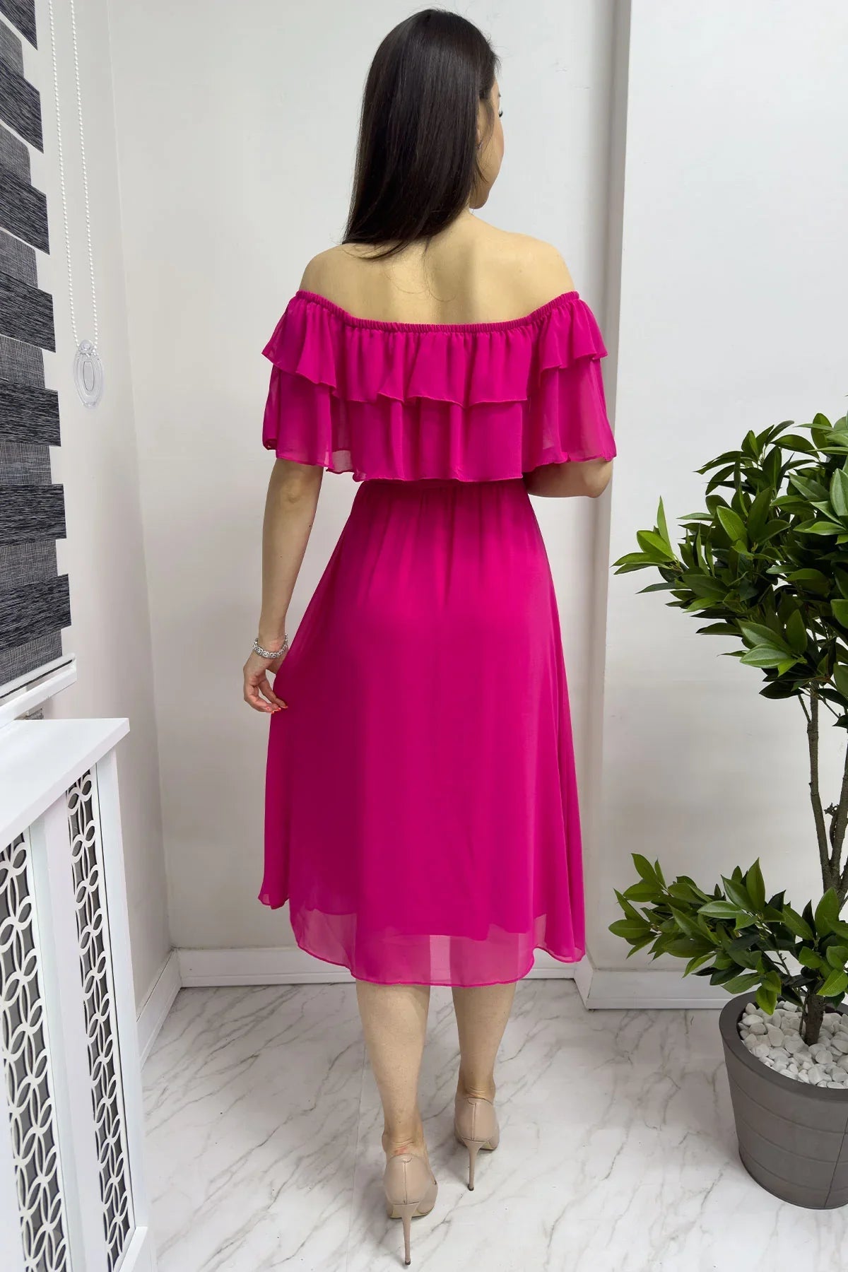 Women's Fuchsia Madonna Carmen Ruffle Neck Plus Size Chiffon Dress
