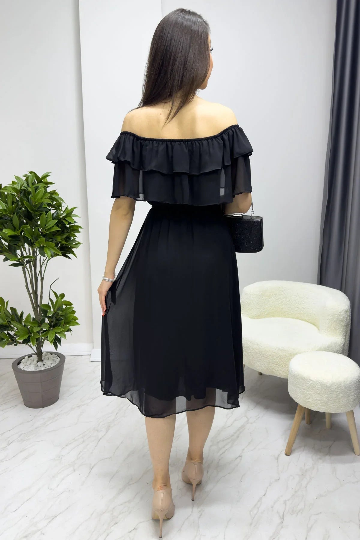 Women's Black Madonna Carmen Ruffle Neck Plus Size Chiffon Dress