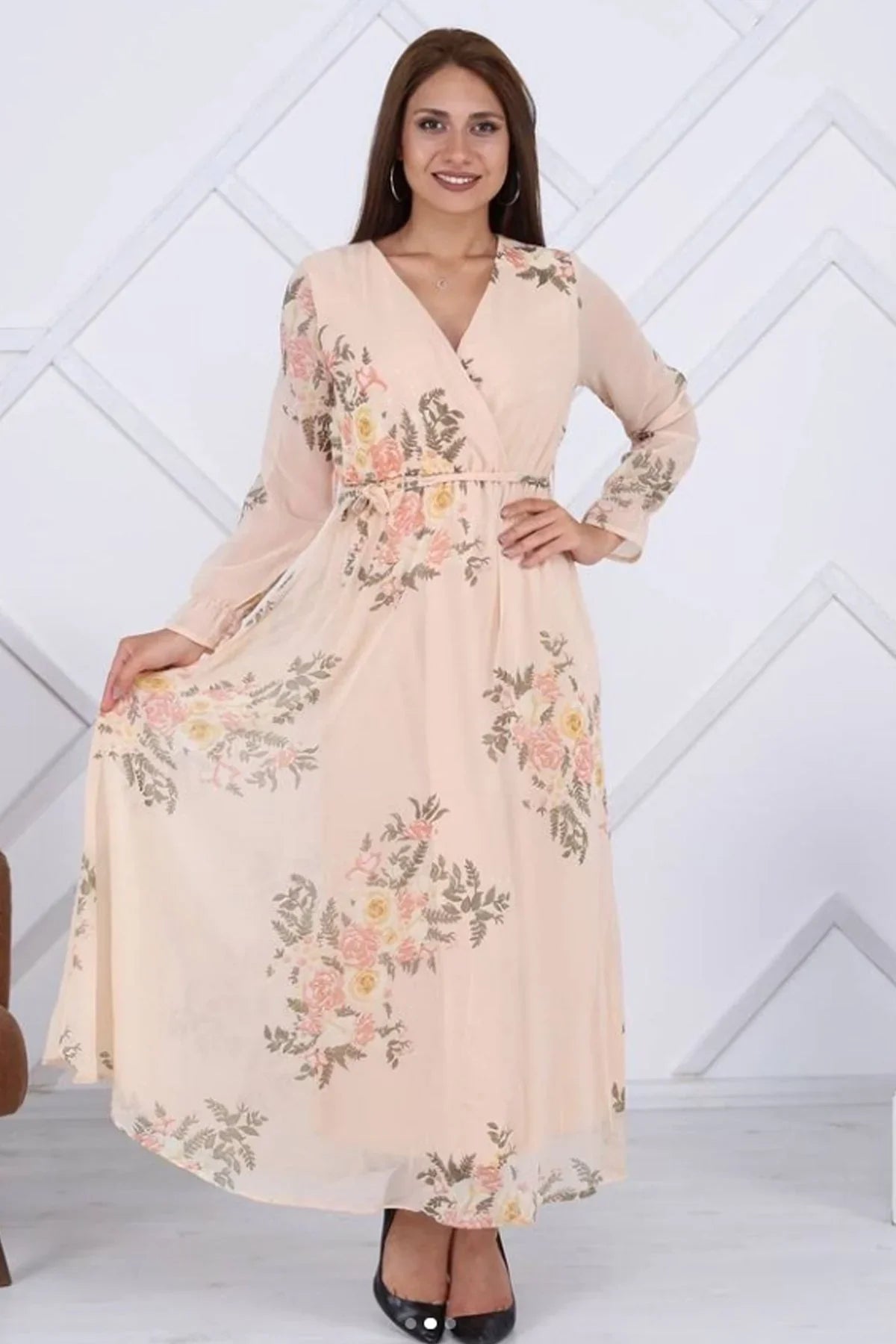 Women's Ecru Floral Wrap Neck Chiffon Plus Size Dress