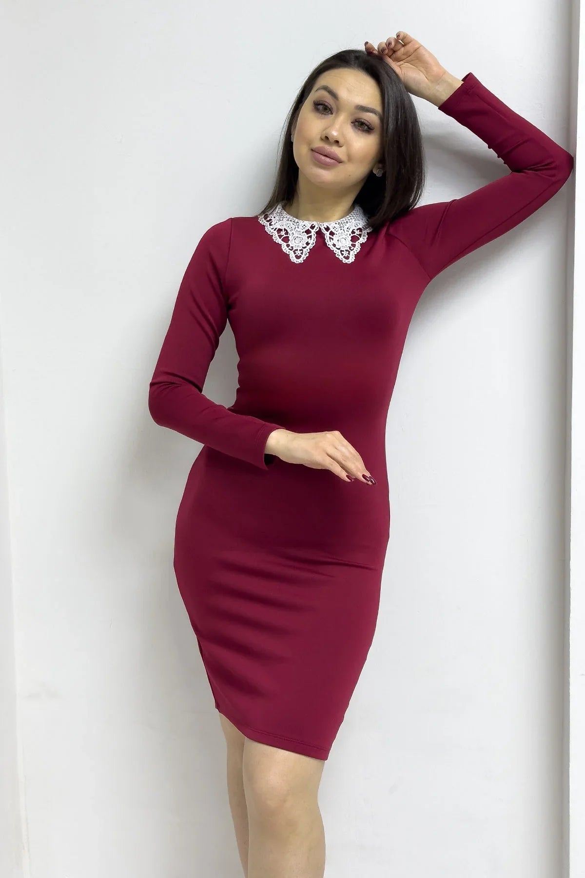 Women's Burgundy Guipure Önlük Neck Dress