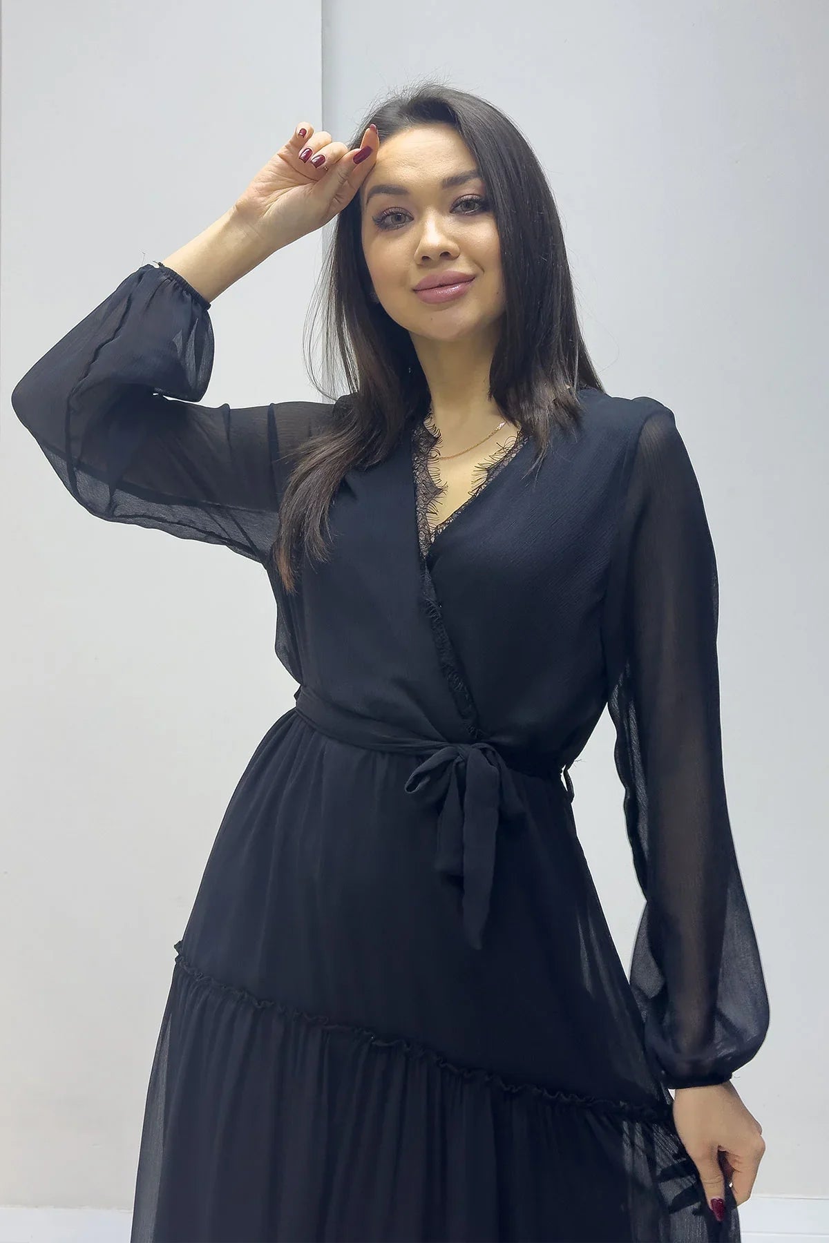 Women's Black Wrap Guipure Neck Chiffon Plus Size Dress