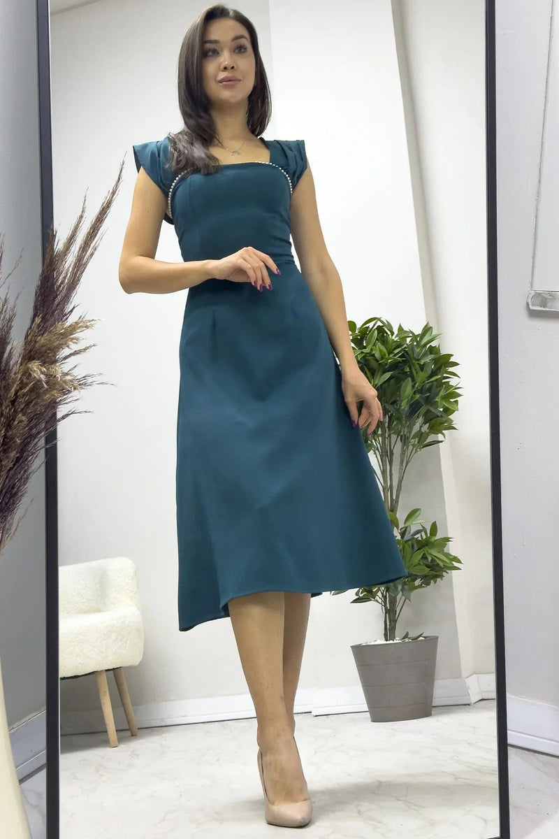 Women's Emerald Green Flared İnci Detail Dress