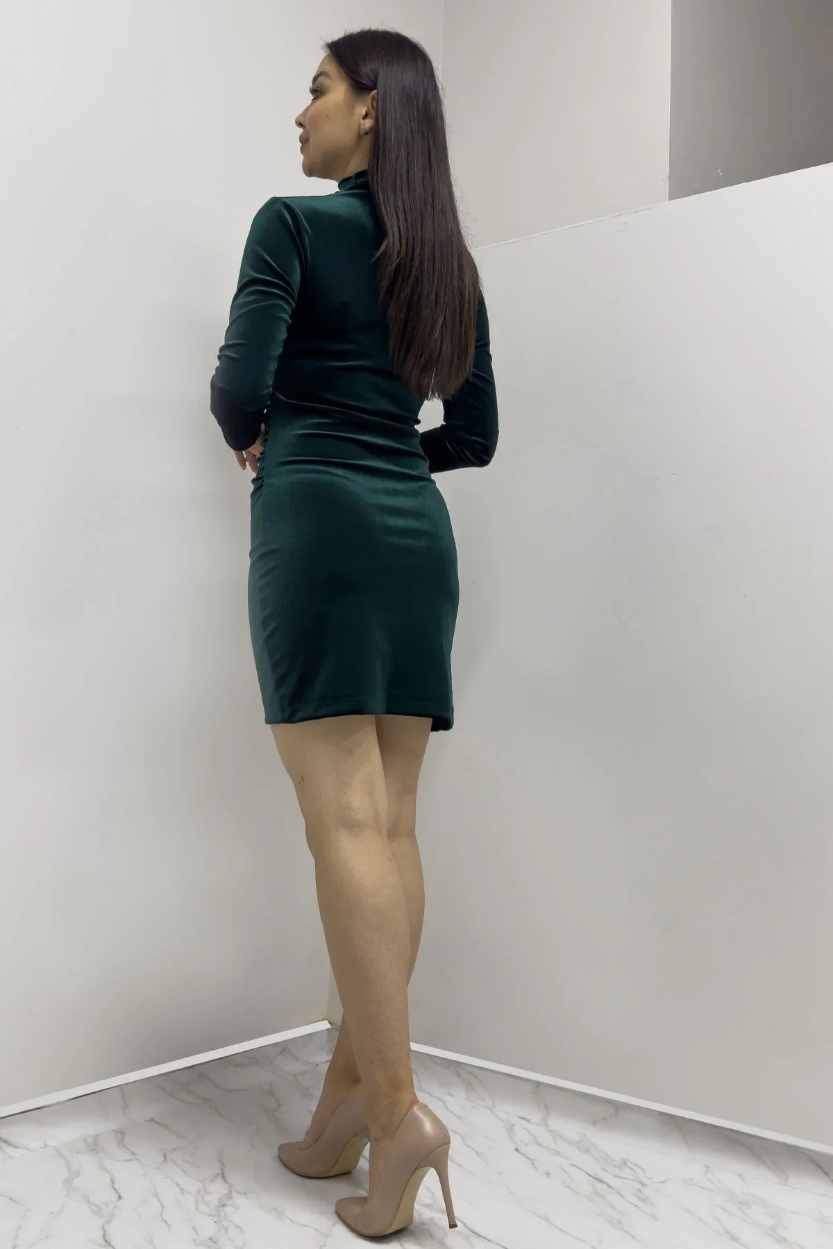 Women's Emerald Green Mermaidçı Neck Long Sleevelu Velvet Dress