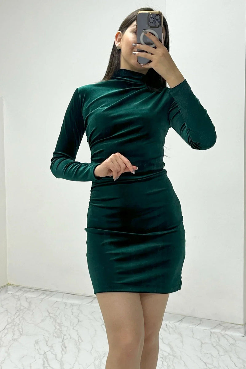Women's Emerald Green Mermaidçı Neck Long Sleevelu Velvet Dress