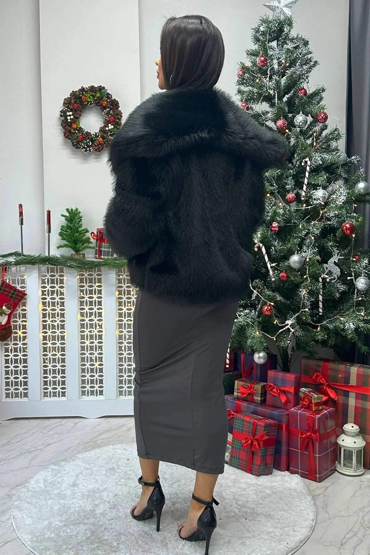 Women's Black Necklı Yeni Sezon Yumuşak Plush Fur Coat - the ZKS