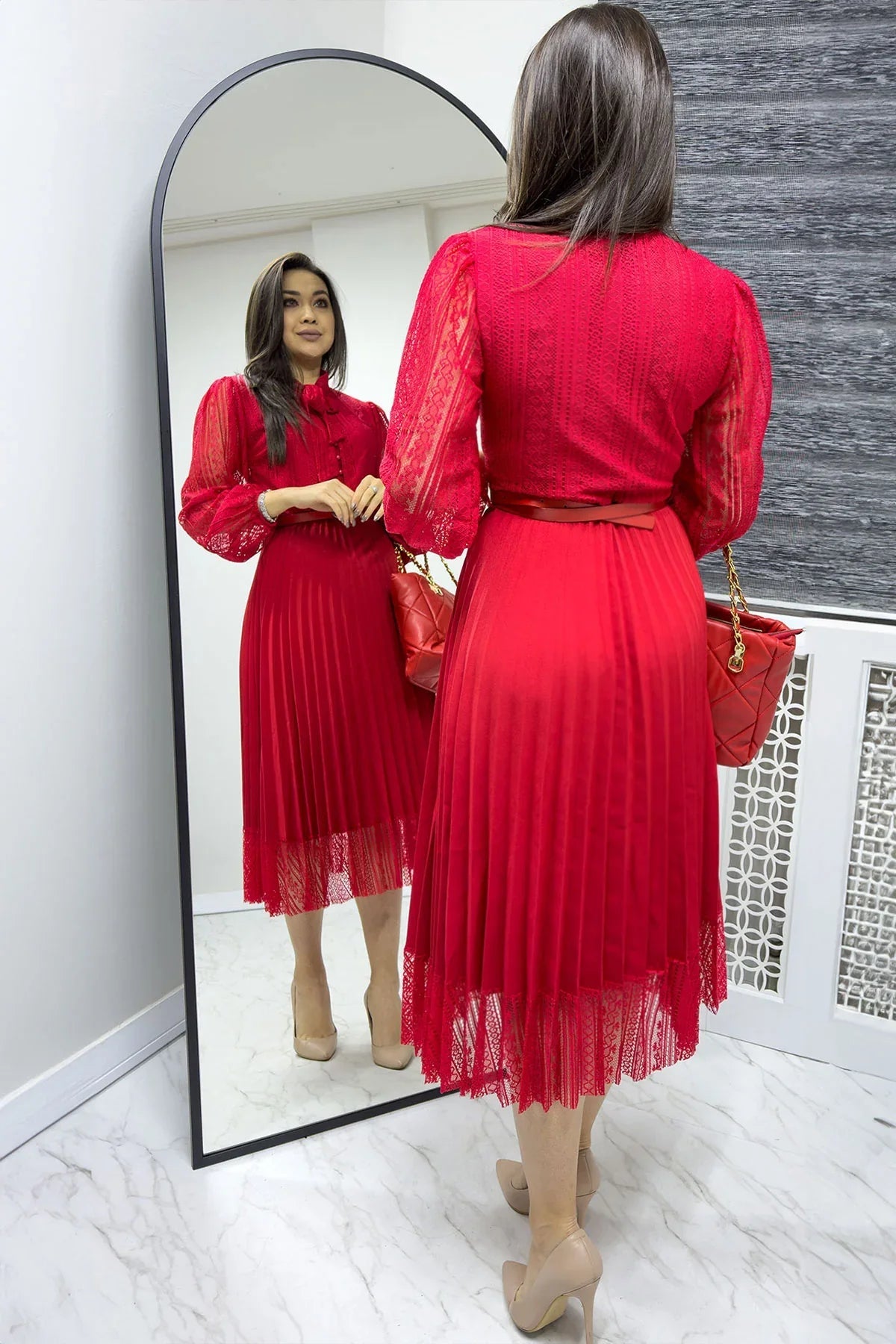 Women's Red Halter Tie Fransız Güpür Piliseli Evening Gown