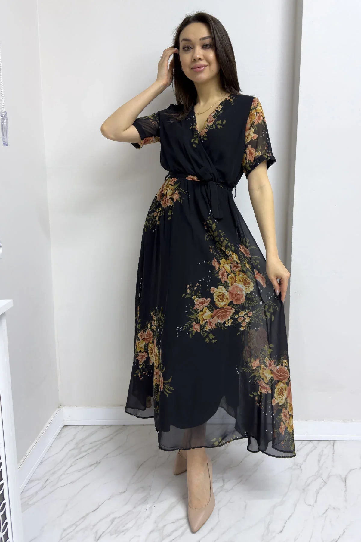 Women's Black Floral Short Sleeve Wrap Neck Plus Size Chiffon Dress