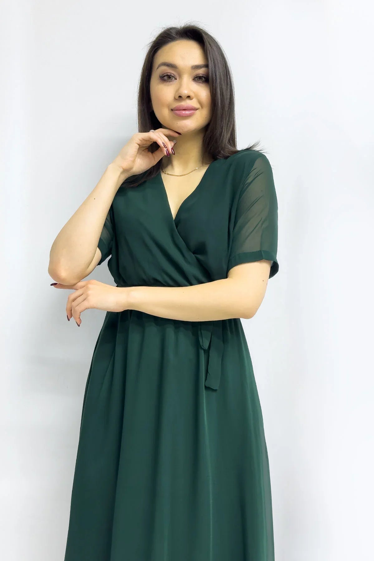 Women's Emerald Green Short Sleeve Wrap Neck Chiffon Plus Size Dress