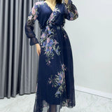 فستان ميدي شيفون أزرق داكن مزين بالزهور