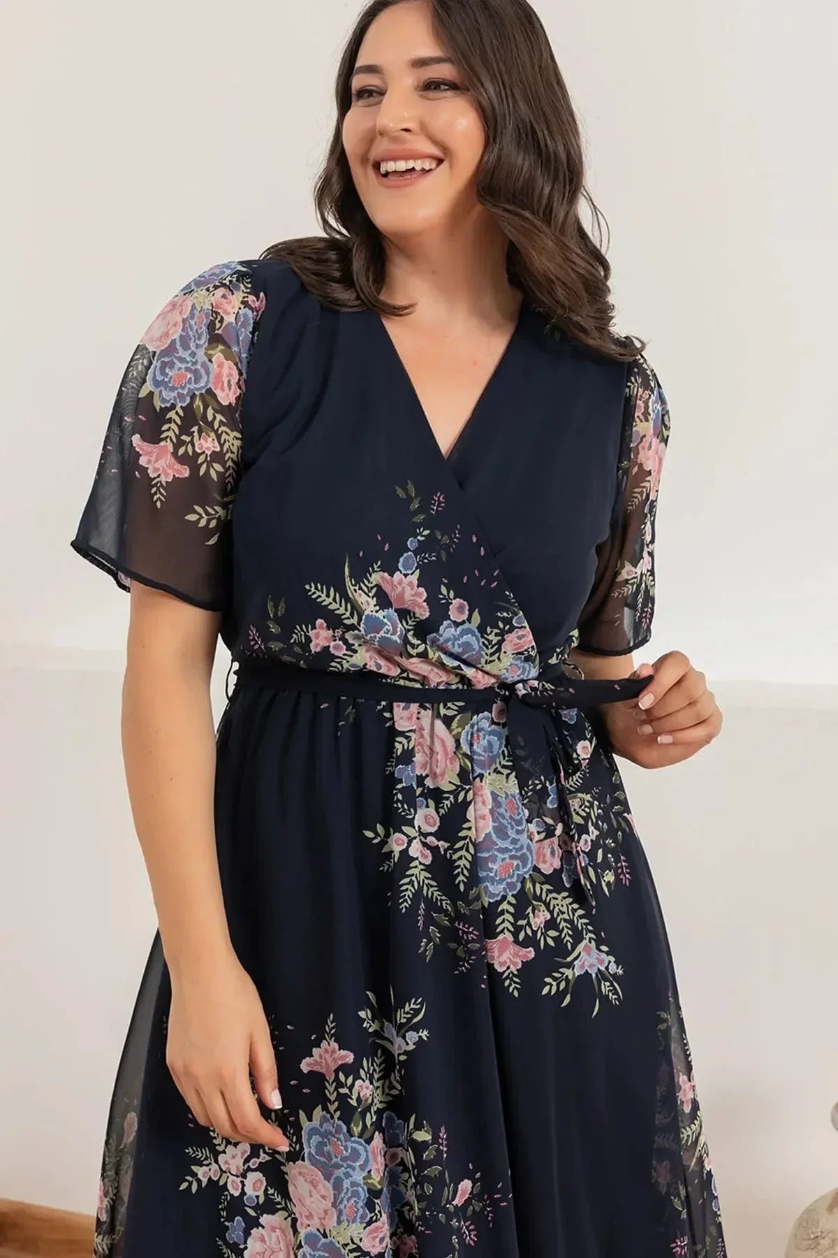 Women's Navy Blue Floral Short Sleeve Lined Plus Size Chiffon Dress