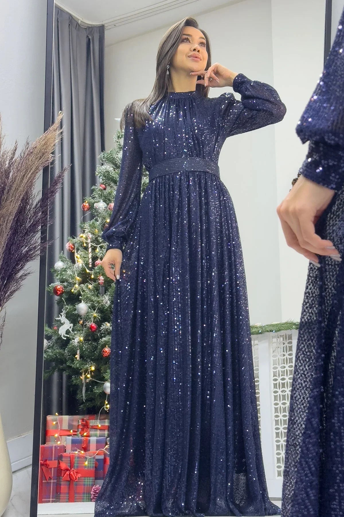 Women's Navy Blue Sequin Büzgü Detail Maxi Evening Gown - the ZKS