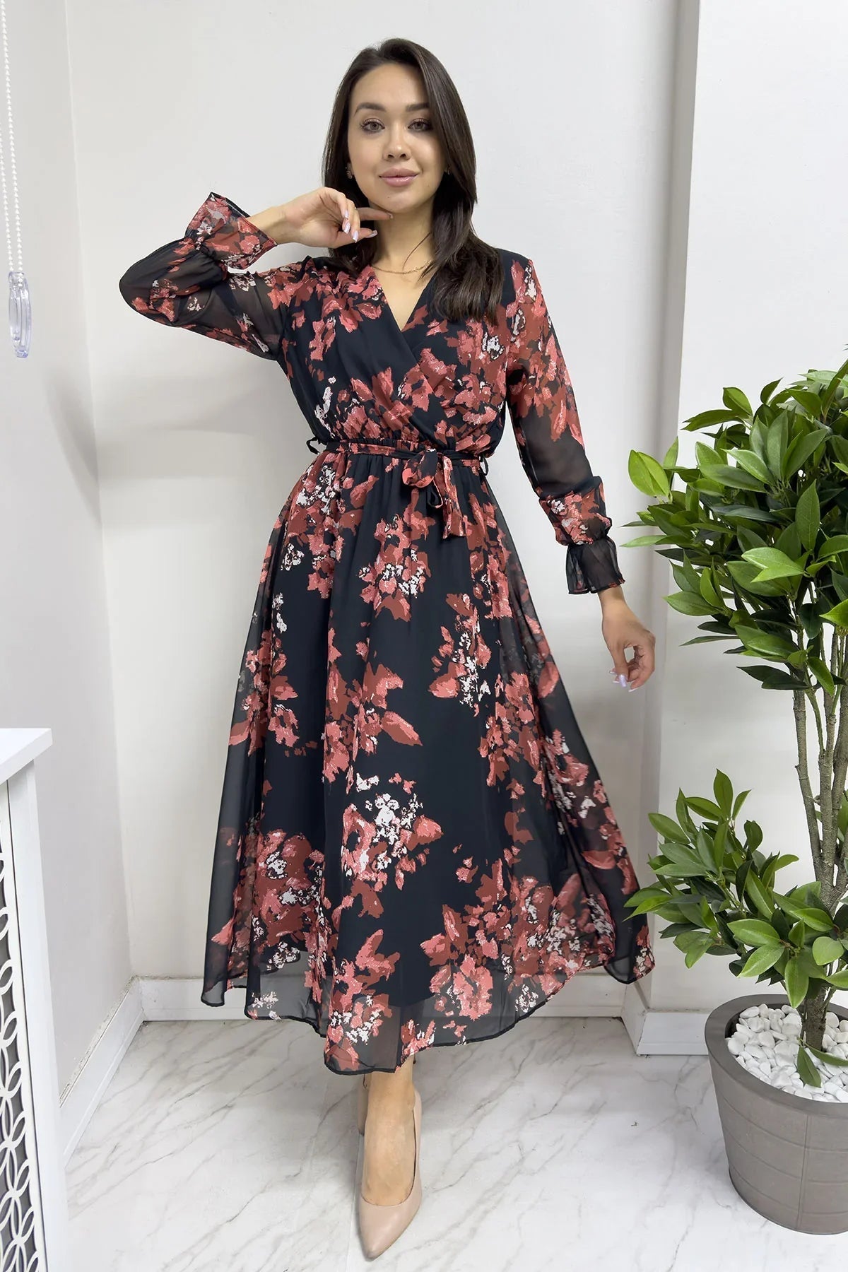 Women's Nar Çiçeği Patterned Wrap Neck Chiffon Plus Size Dress